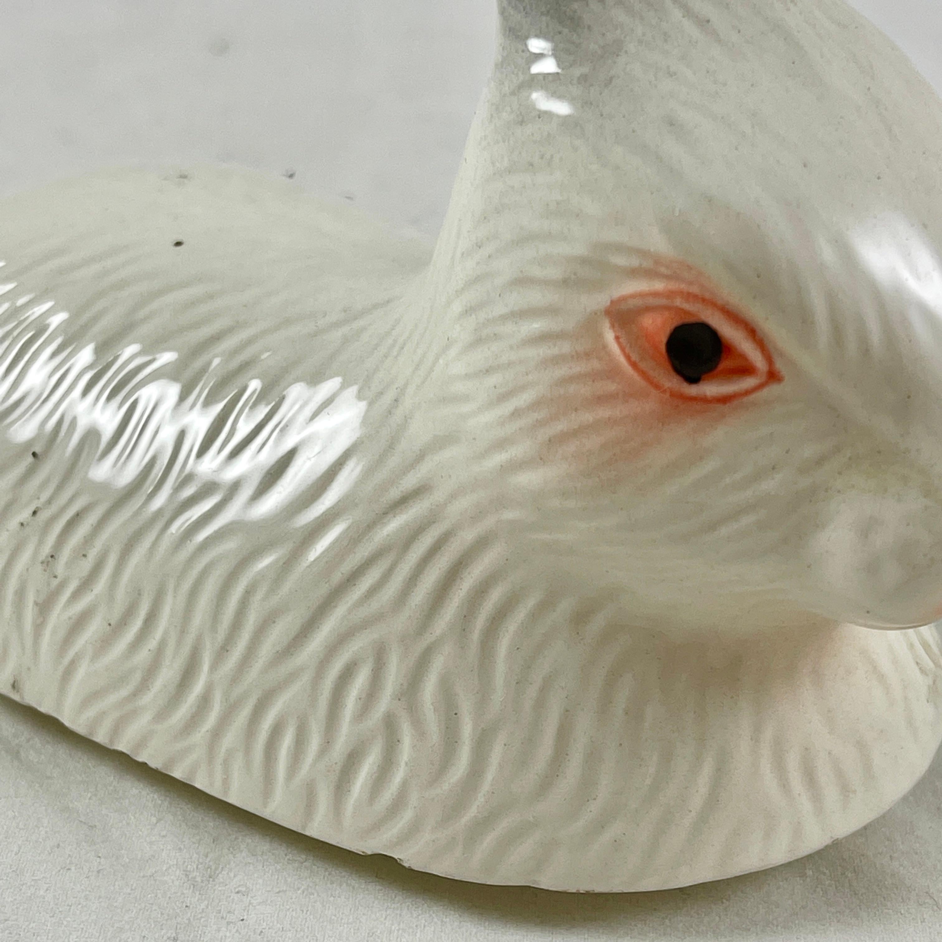 Figuraler Kaninchen-T Terrine aus Fayence, Michel Caugant im Zustand „Gut“ im Angebot in Philadelphia, PA