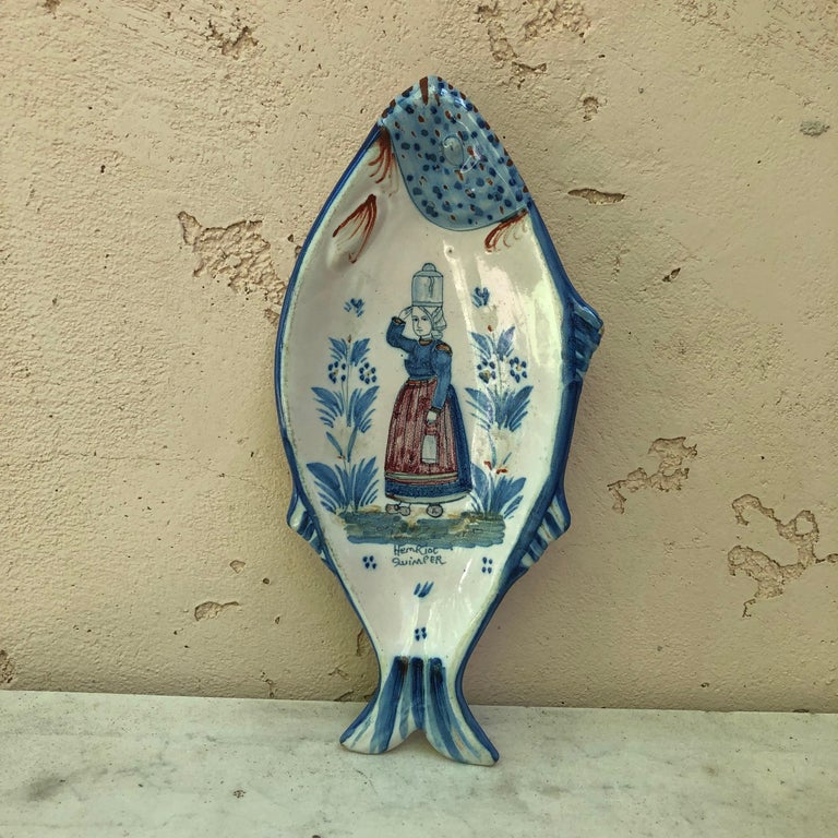 French Faience fish platter signed Henriot Quimper, Circa 1900.