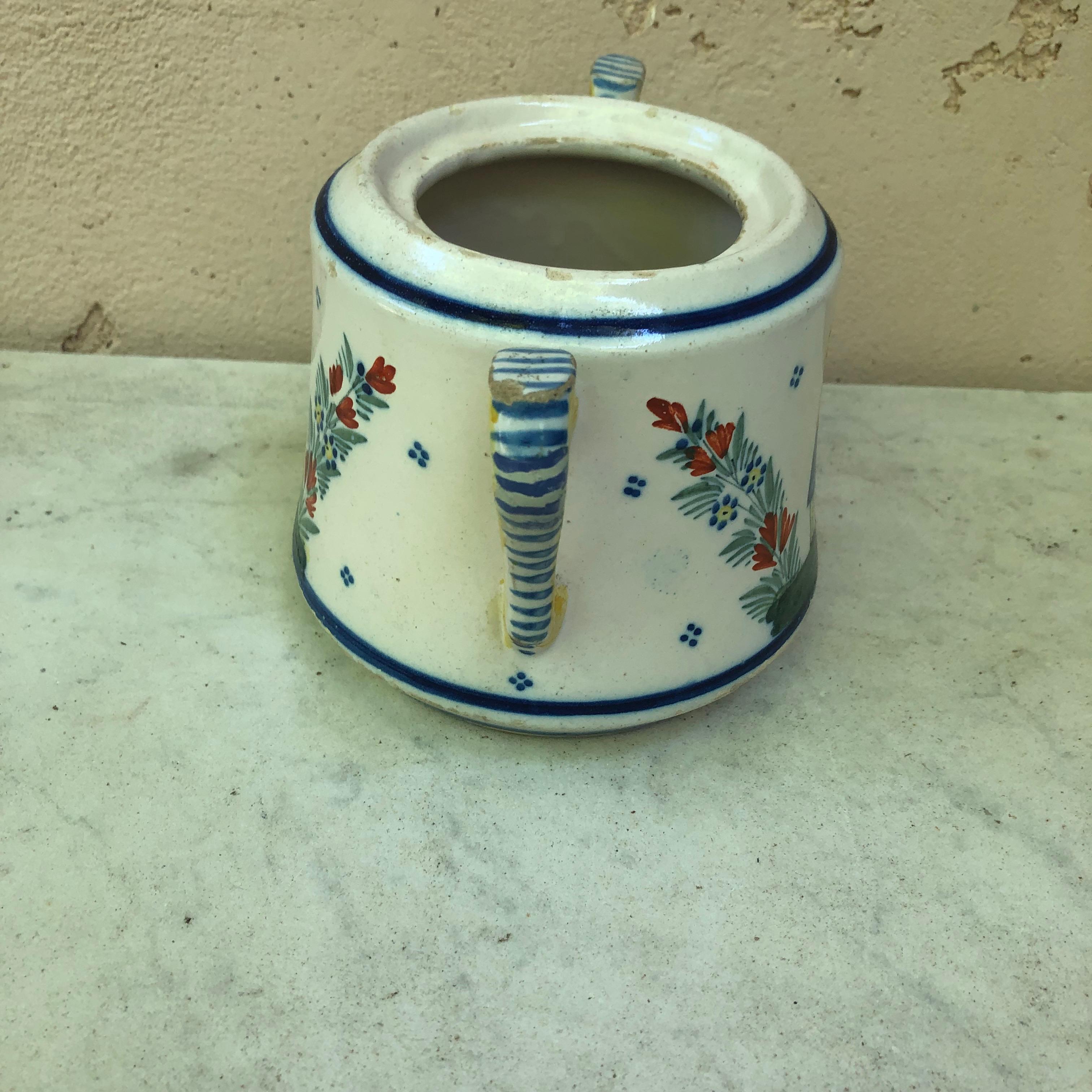 French Faience Handled Pot Henriot Quimper, Circa 1900 In Good Condition For Sale In Austin, TX