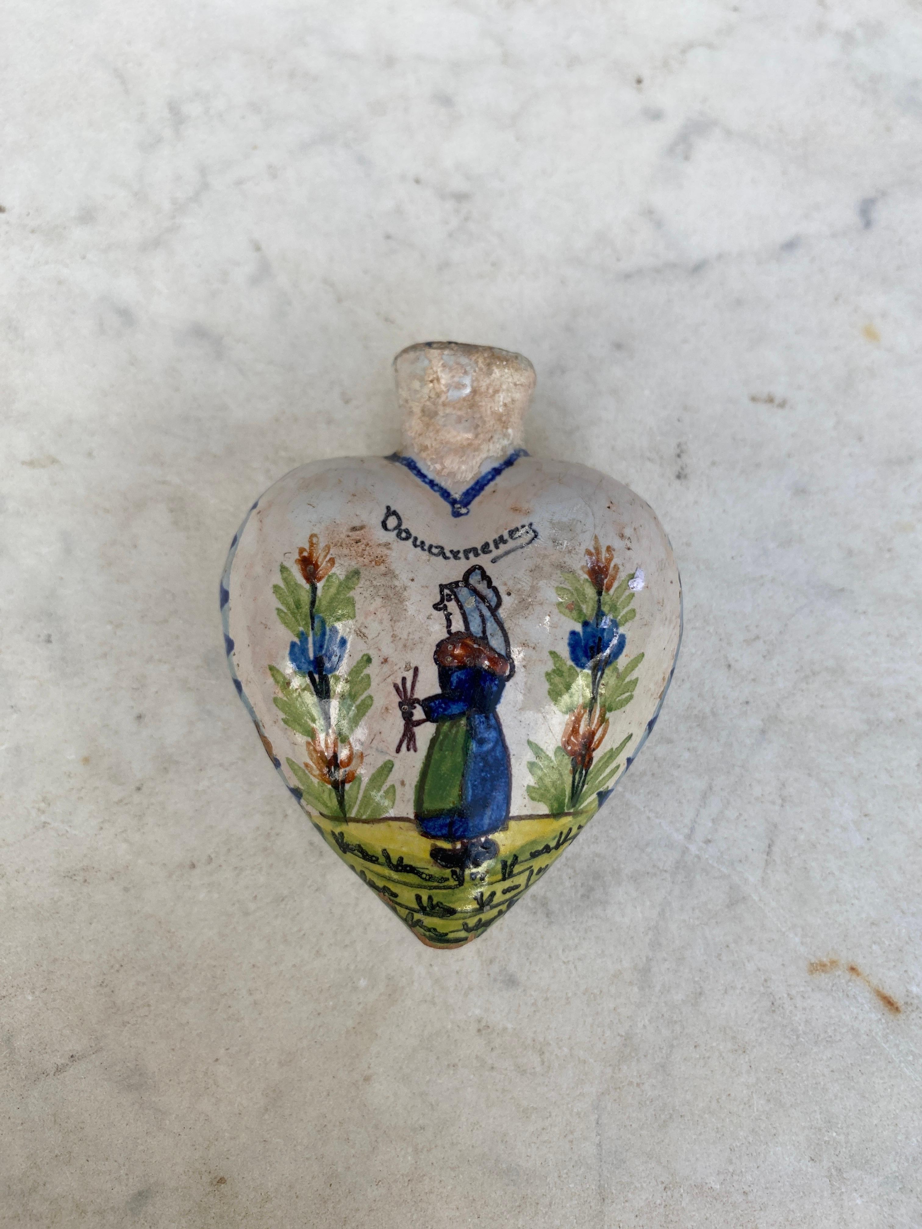 French Faience Heart Secouette Flask / Hand Warmer HB Quimper, Circa 1900.
Douardenez.
    