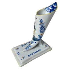 Vaso di maiolica francese Henriot Quimper, CIRCA 1900