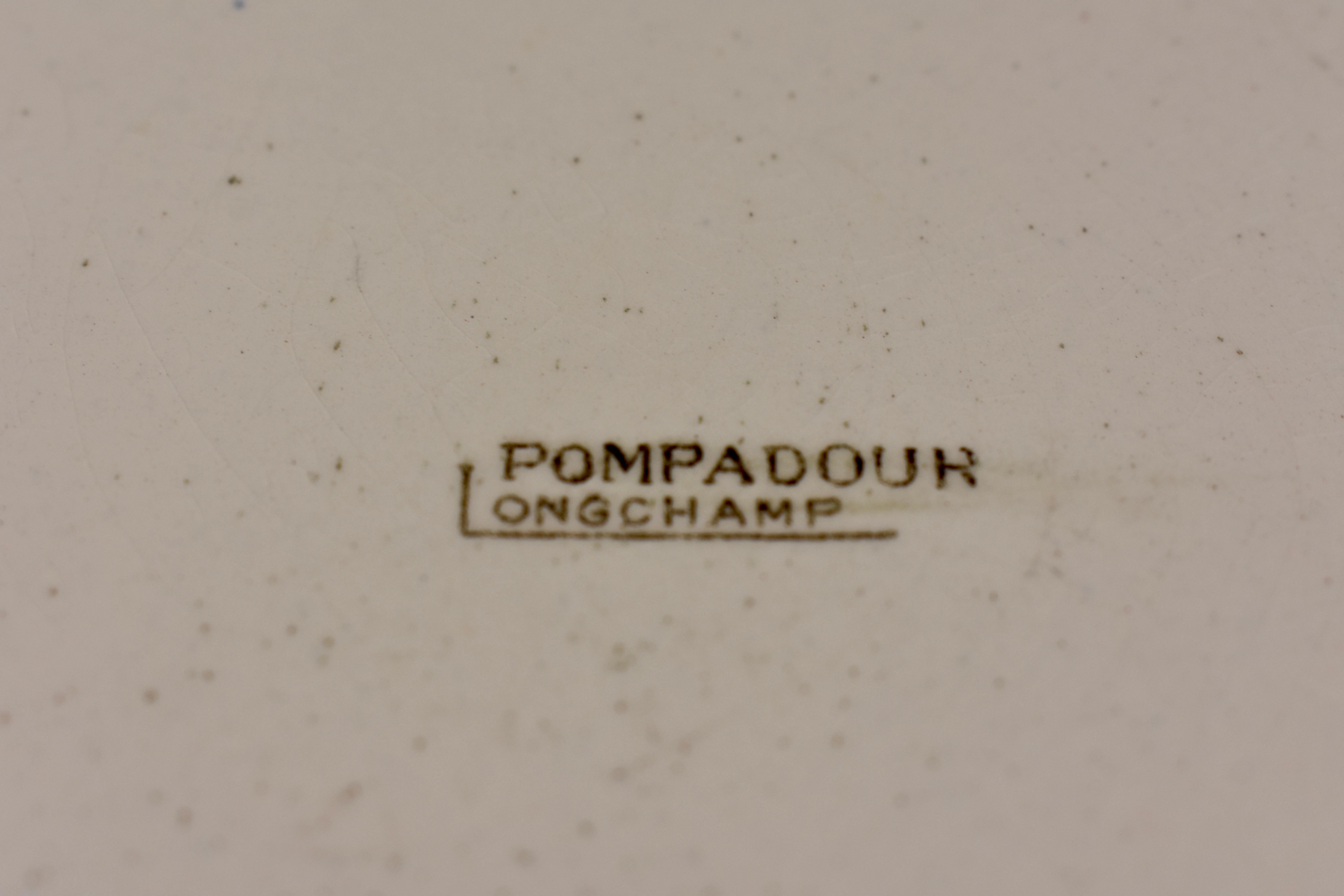 Assiette à asperges Pompadour peinte à la main en faence française Longchamp en vente 3