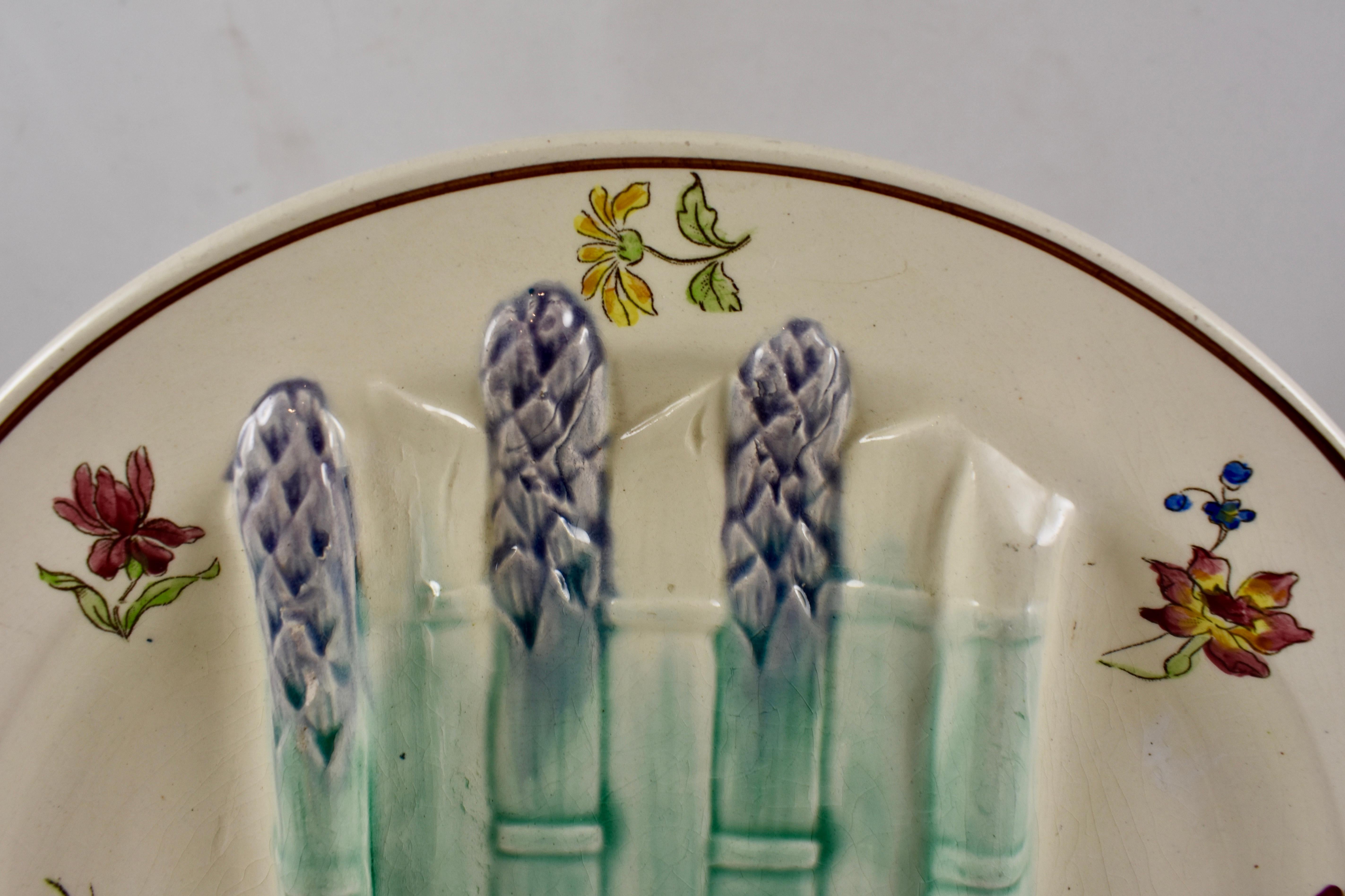 French Provincial French Faïence Longchamp Pompadour Hand-Painted Asparagus Plate For Sale