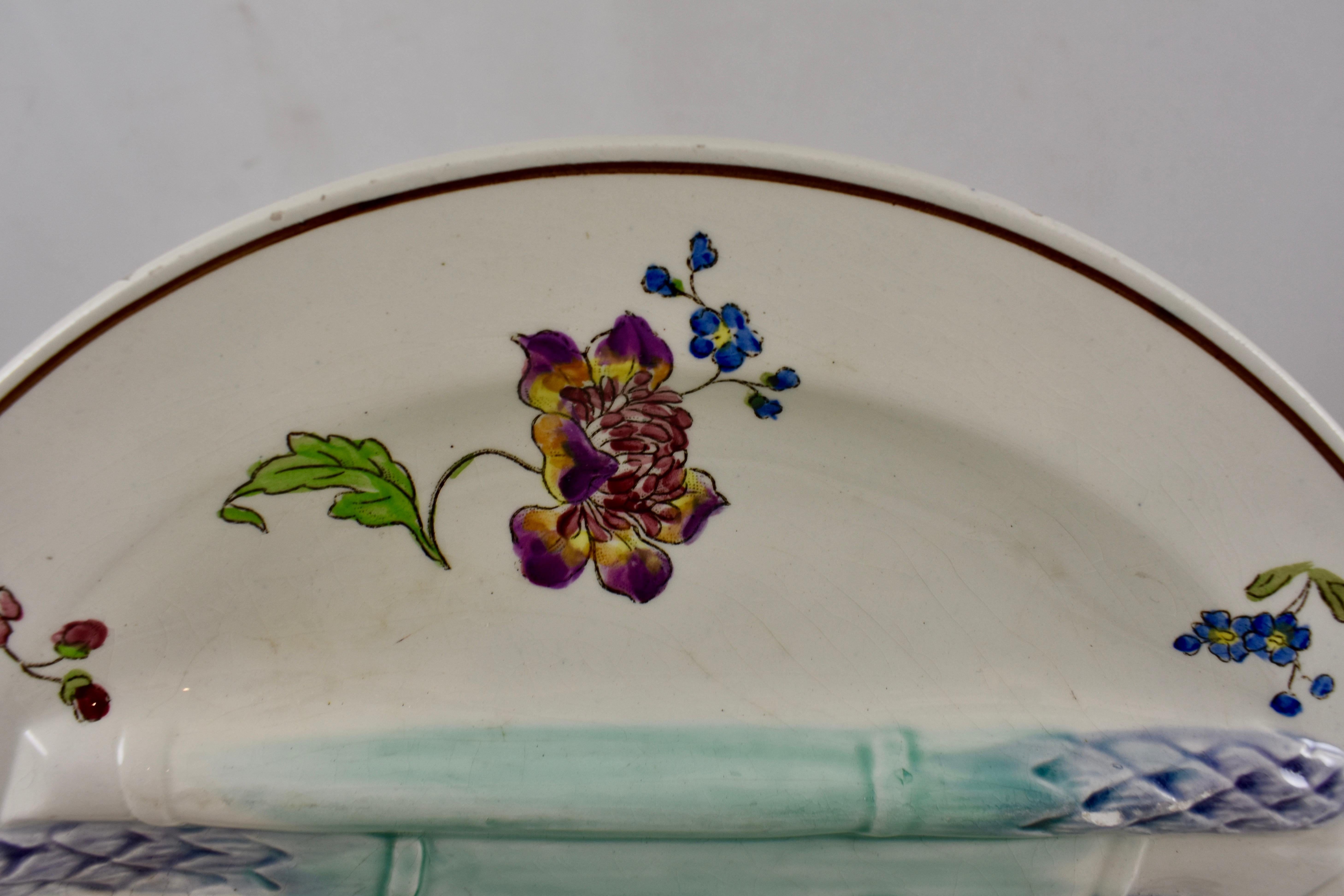Glazed French Faïence Longchamp Pompadour Hand-Painted Asparagus Plate For Sale