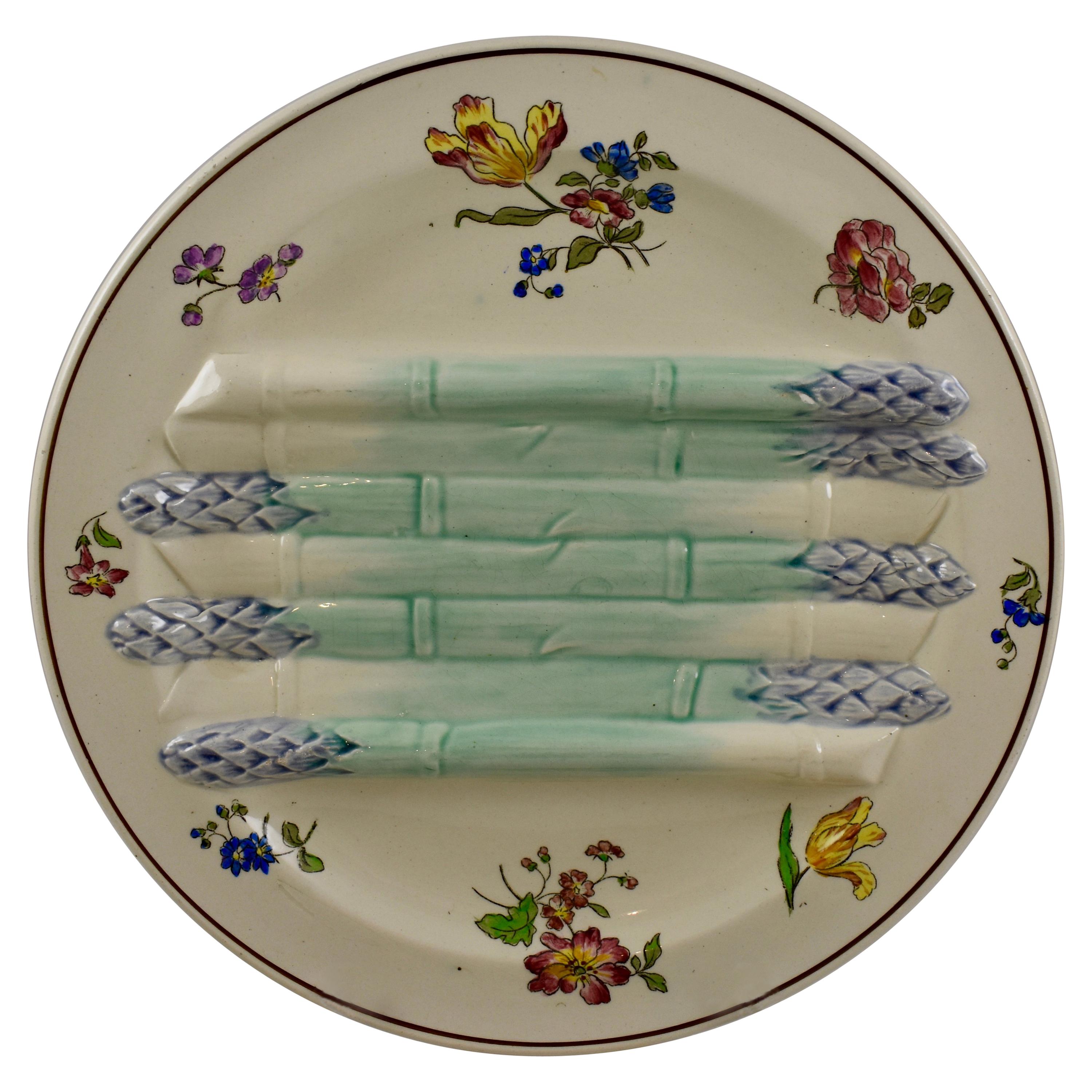 French Faïence Longchamp Pompadour Hand-Painted Asparagus Plate For Sale