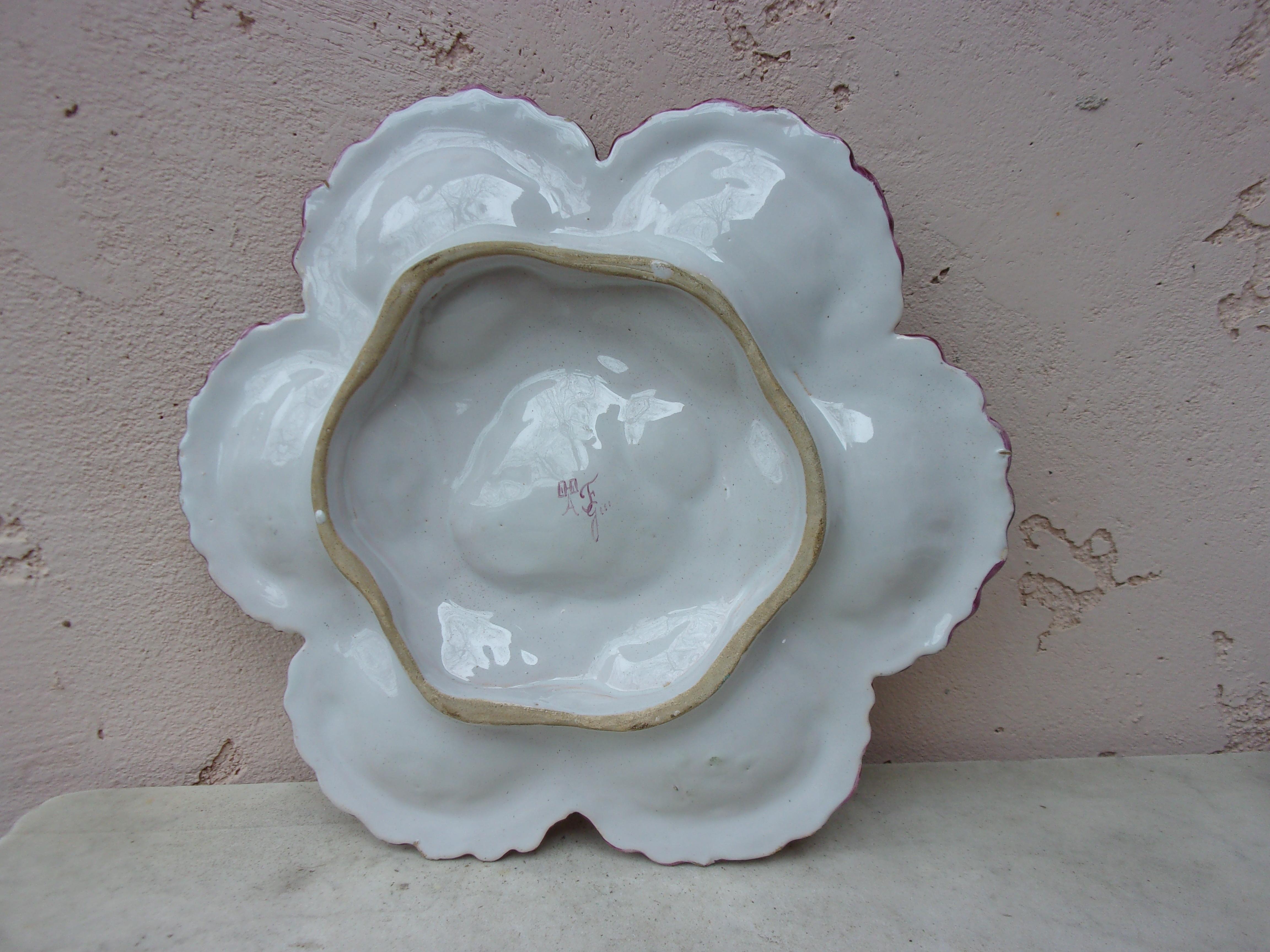 French Faience Oyster Plate Alfred Renoleau Angouleme In Good Condition In Austin, TX