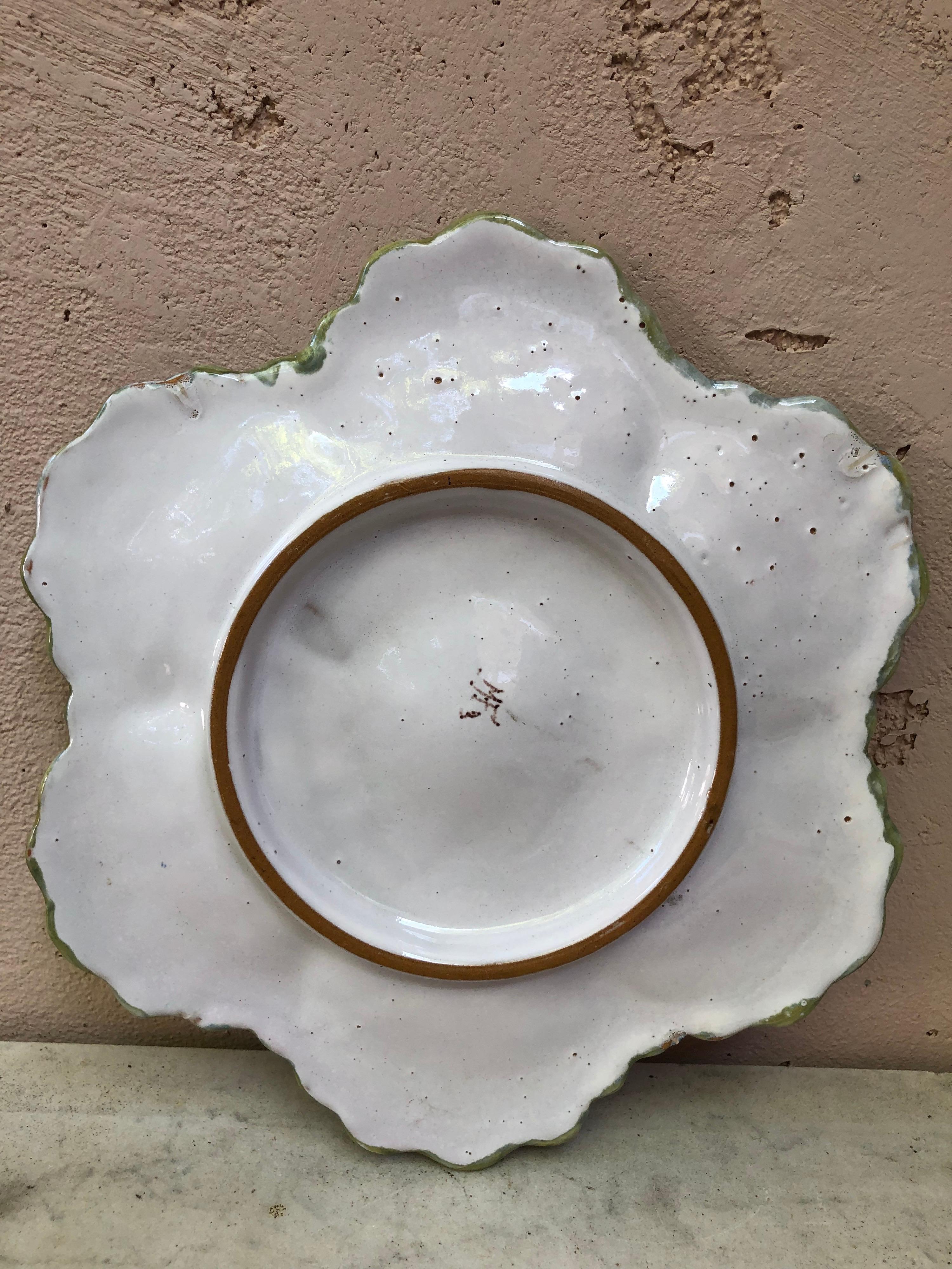 French Faience Oyster Plate Moustiers Style, circa 1940 In Good Condition In Austin, TX