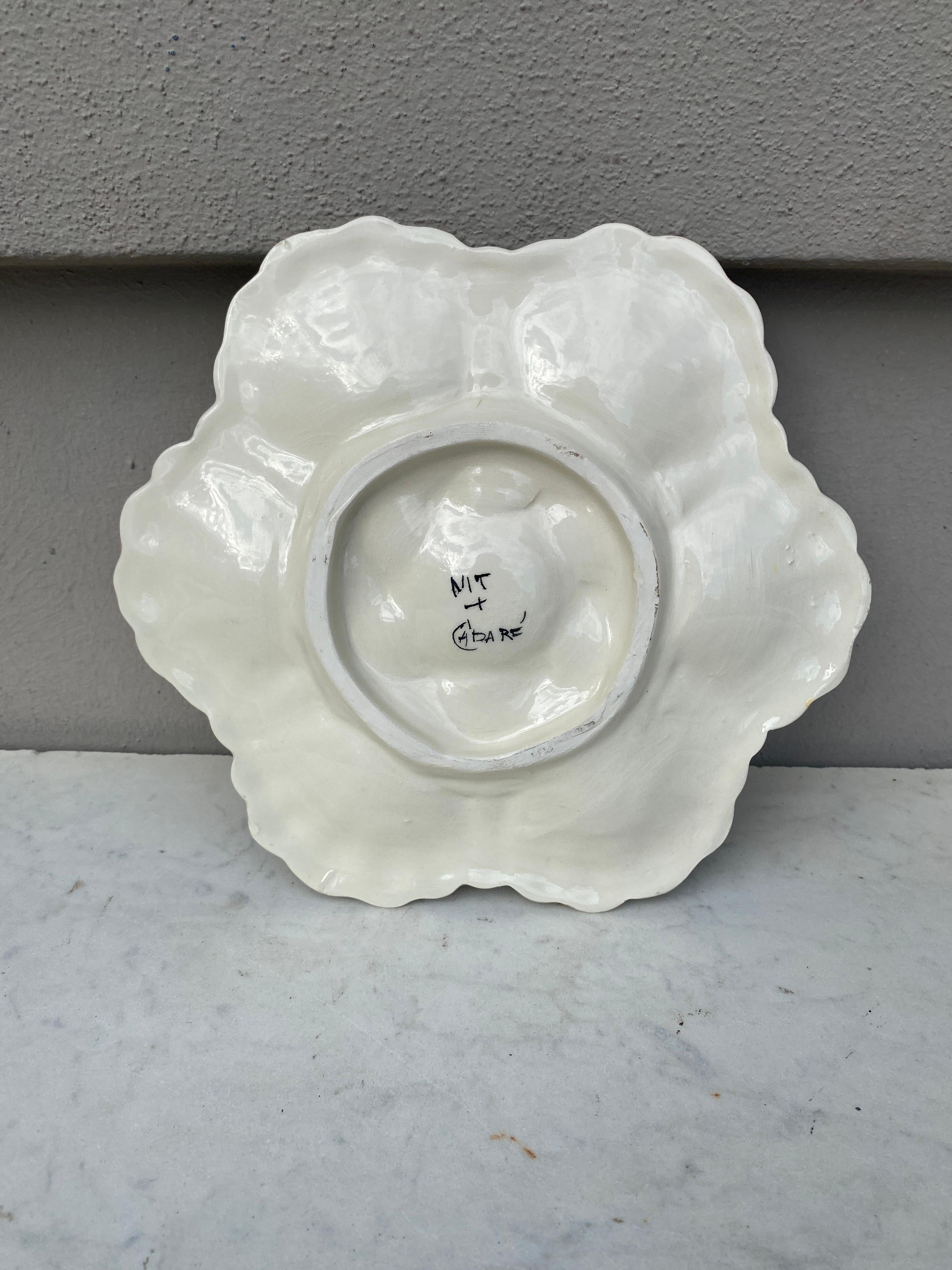 French Faience Oyster Plate Moustiers Style, circa 1940 In Good Condition For Sale In Austin, TX
