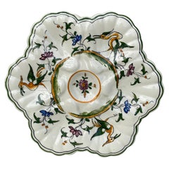 Piatto per ostriche in maiolica francese stile Moustiers, 1940 circa