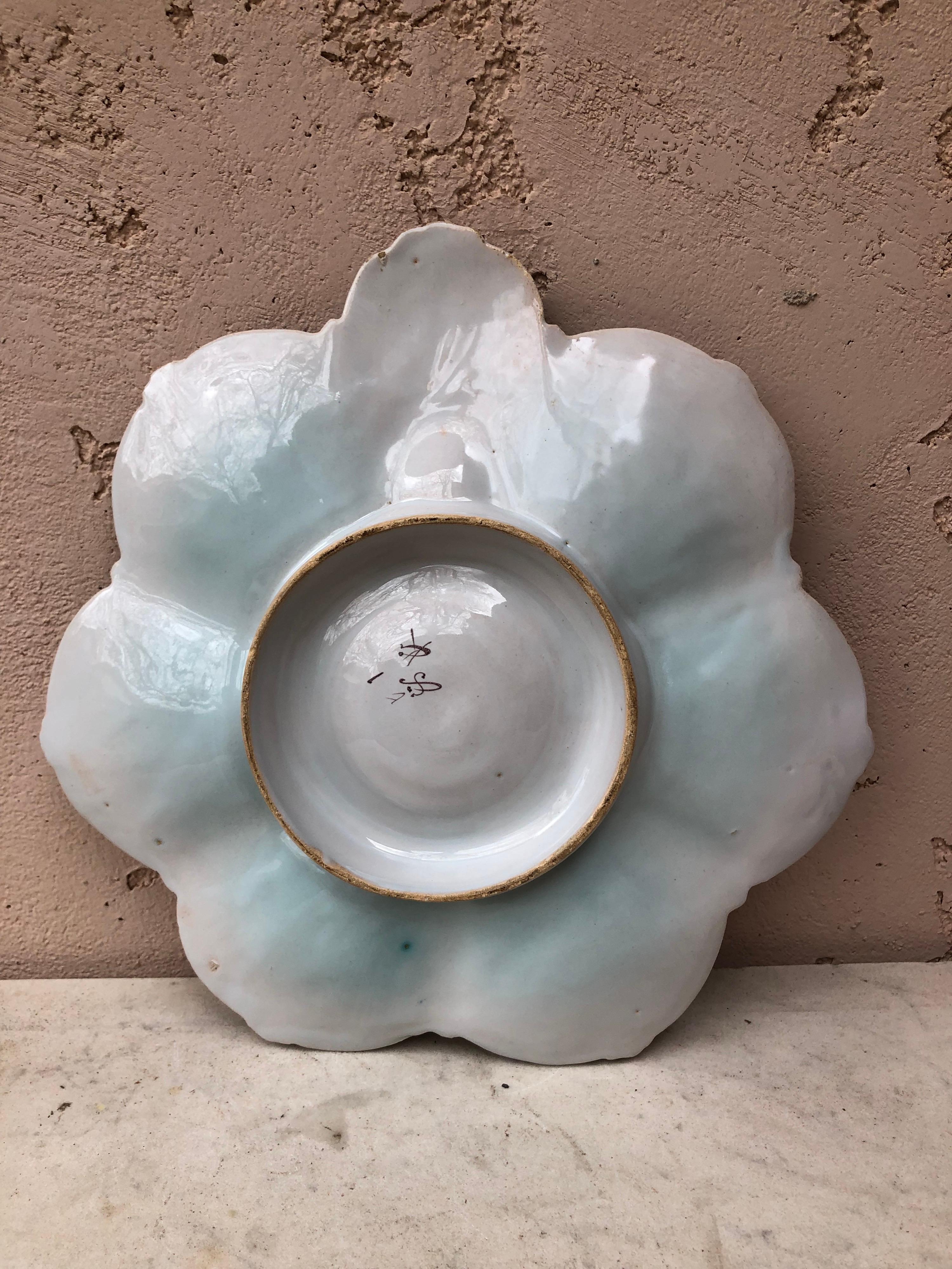 French Faience Oyster Plate Saint Clement, circa 1890 In Good Condition In Austin, TX