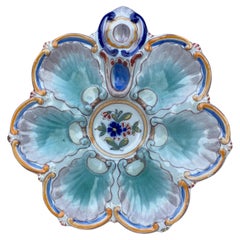 Assiette à huîtres en faïence française Saint-Clément, vers 1890