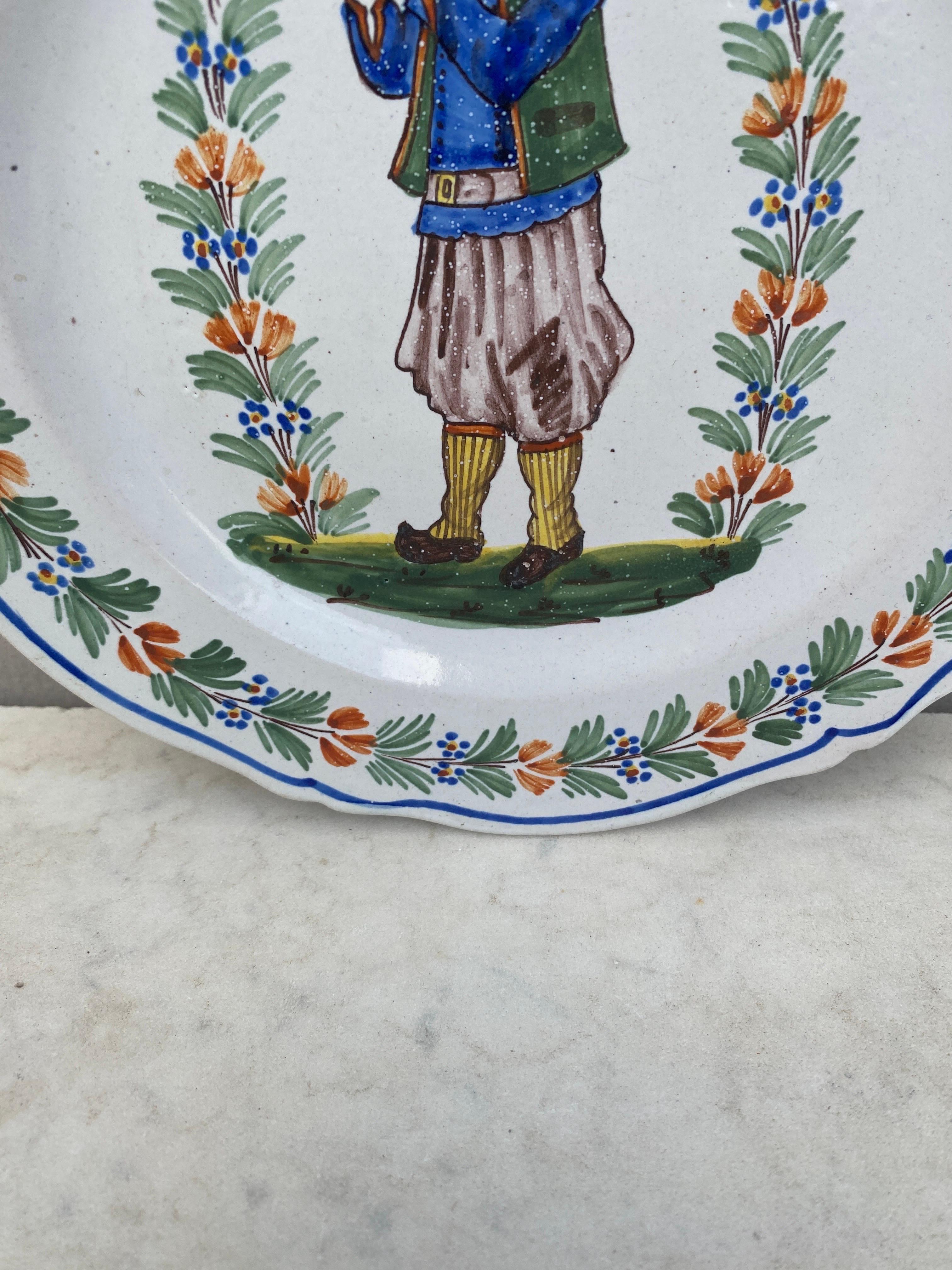 French Provincial French Faience Plate Henriot Quimper Circa 1900 For Sale
