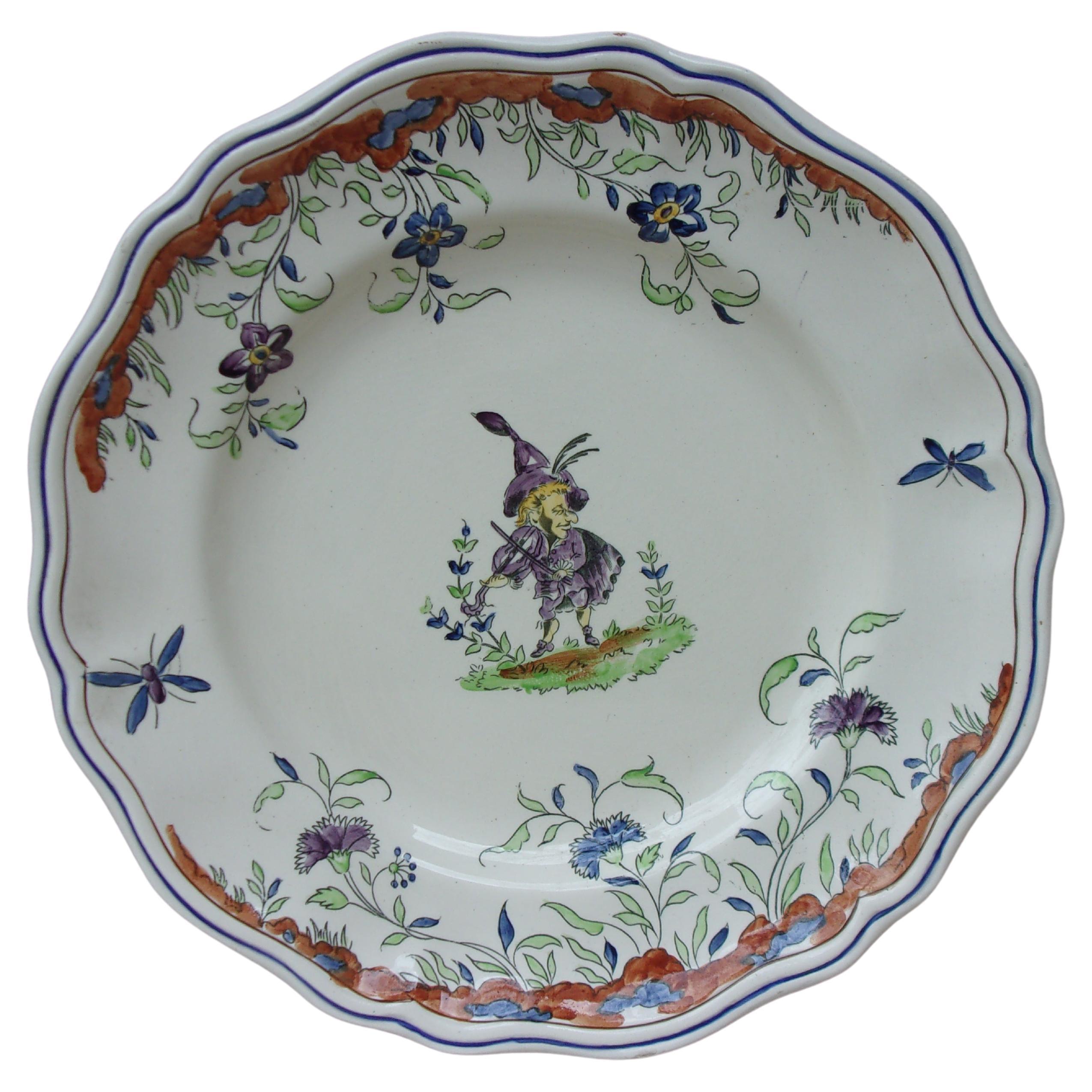 French Faience Plate Model "Callot" Longchamp Circa 1920 For Sale