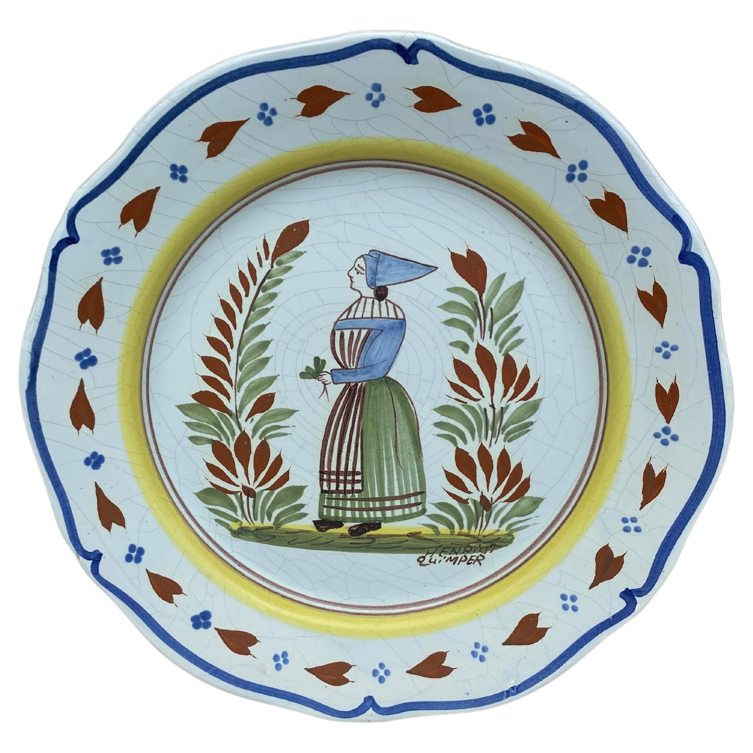 French Faience Plate Quimper circa 1950 For Sale