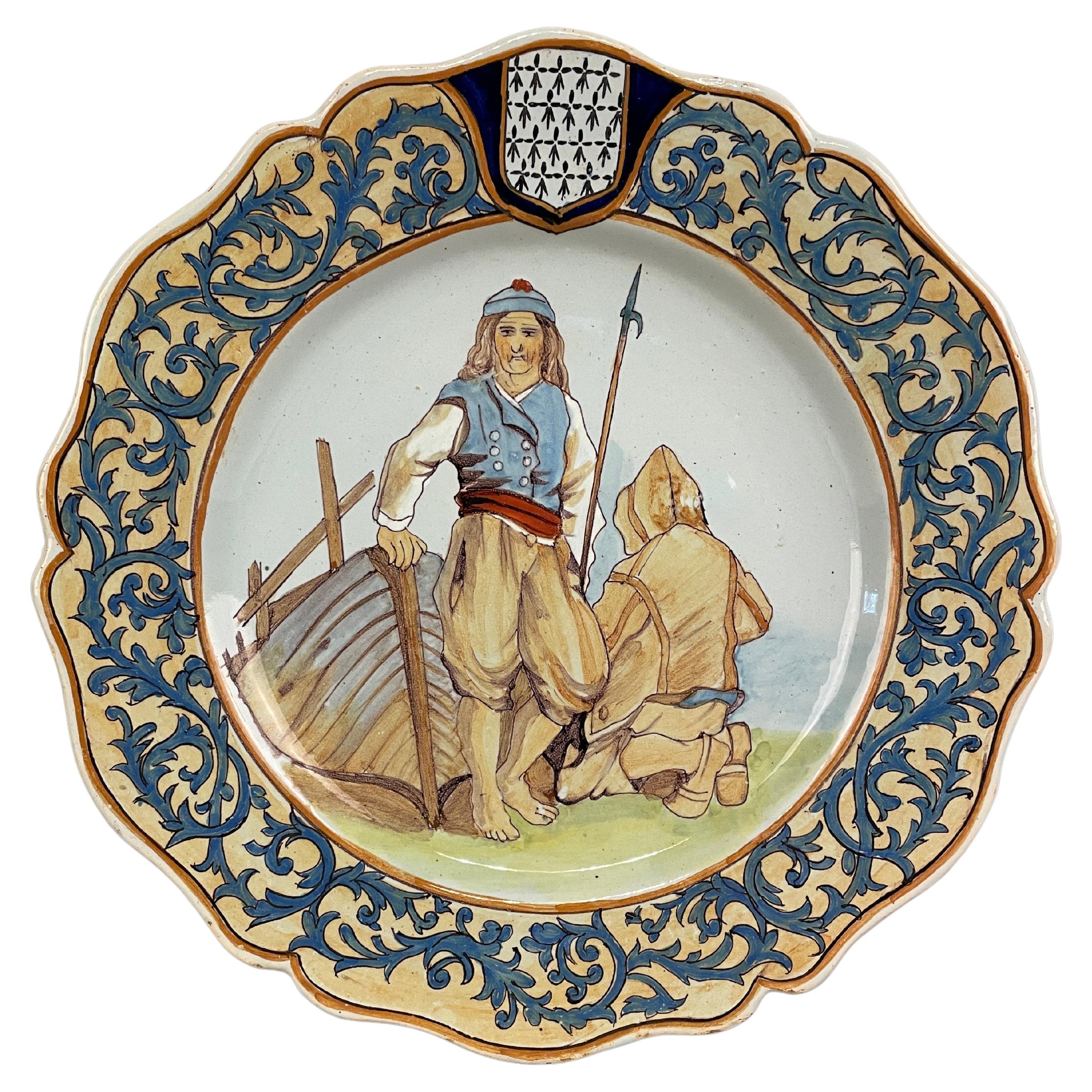 Plato de loza francesa Quimper Escena de pescador en venta