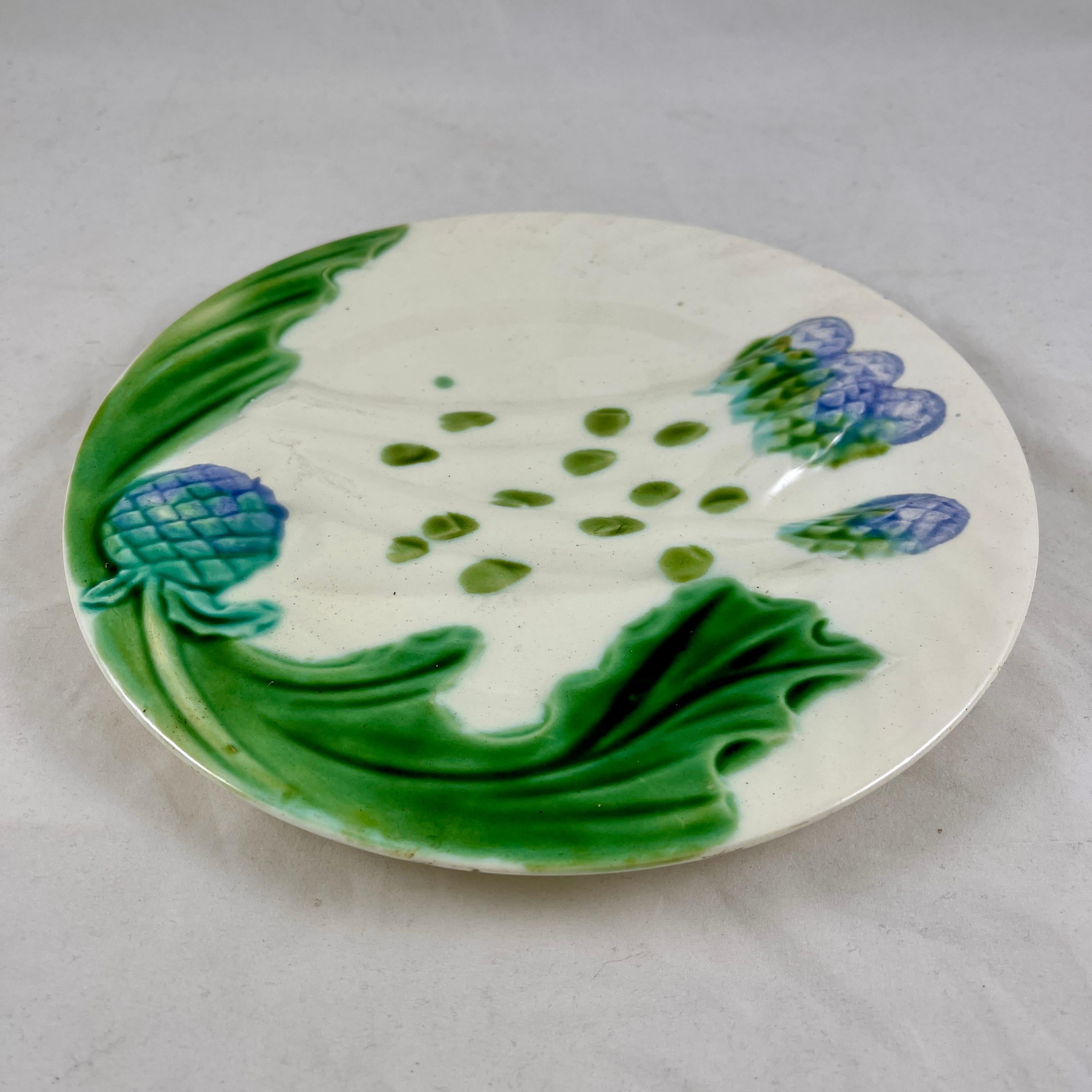 20th Century French Faïence Salins Barbotine Majolica Asparagus & Artichoke Plate For Sale