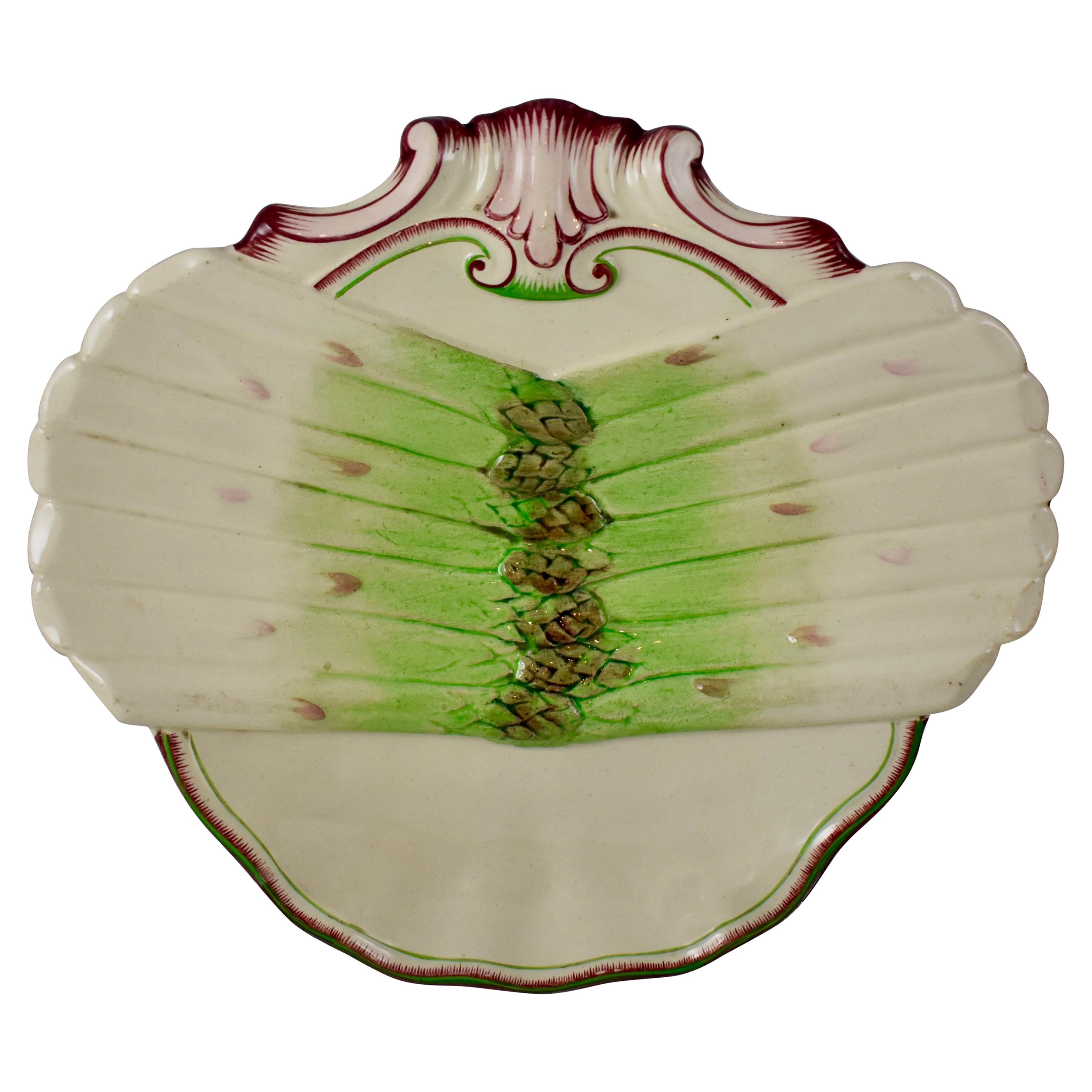 French Faïence Sarreguemines Shell-Shaped Hand Painted Asparagus Plate For Sale