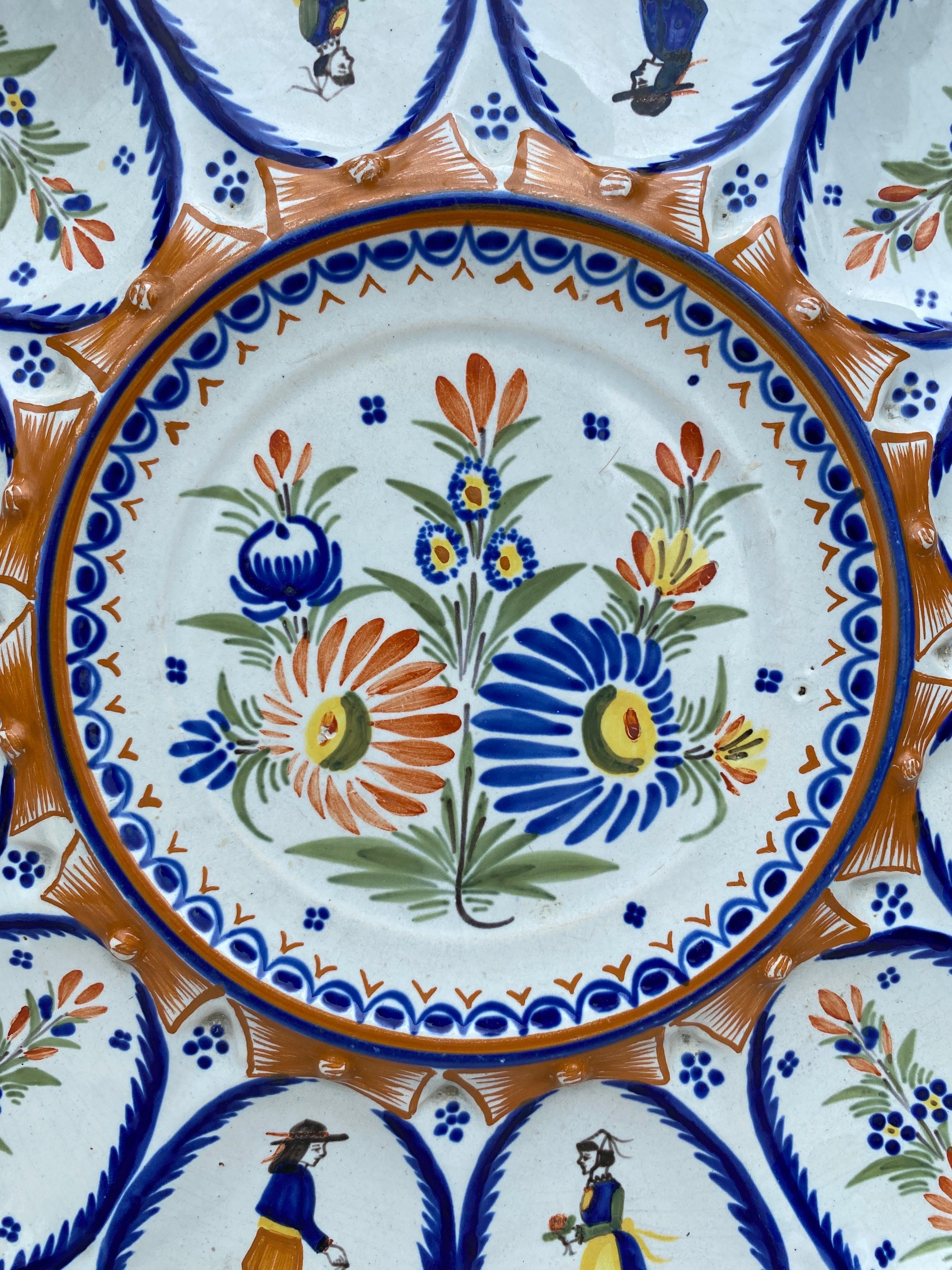 Plato servidor de loza francesa Ostra Henriot Quimper Circa 1900 en Bueno estado para la venta en Austin, TX