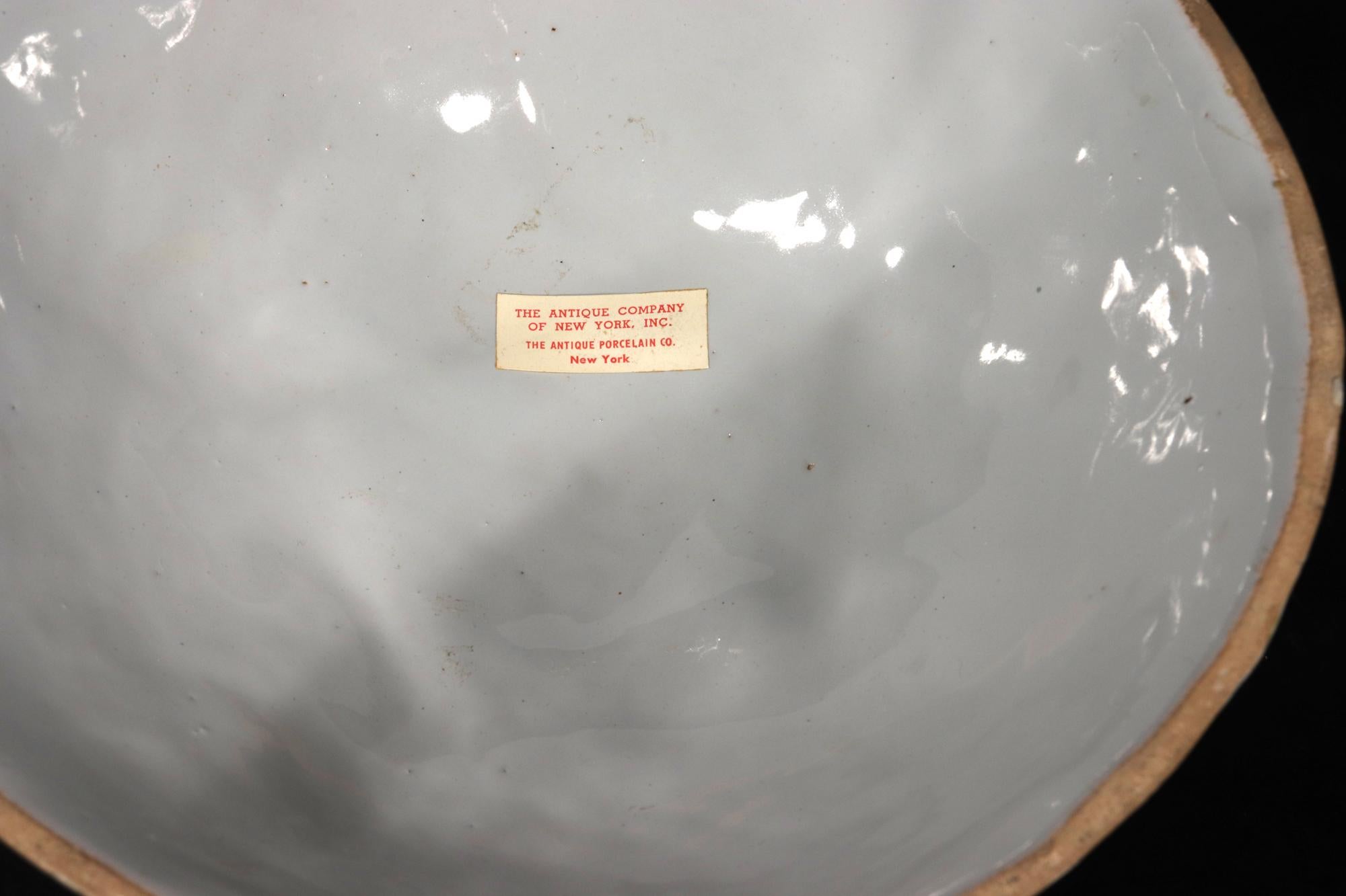 Soupière à choux et couvercle en faïence de la manufacture de Strasbourg en vente 12