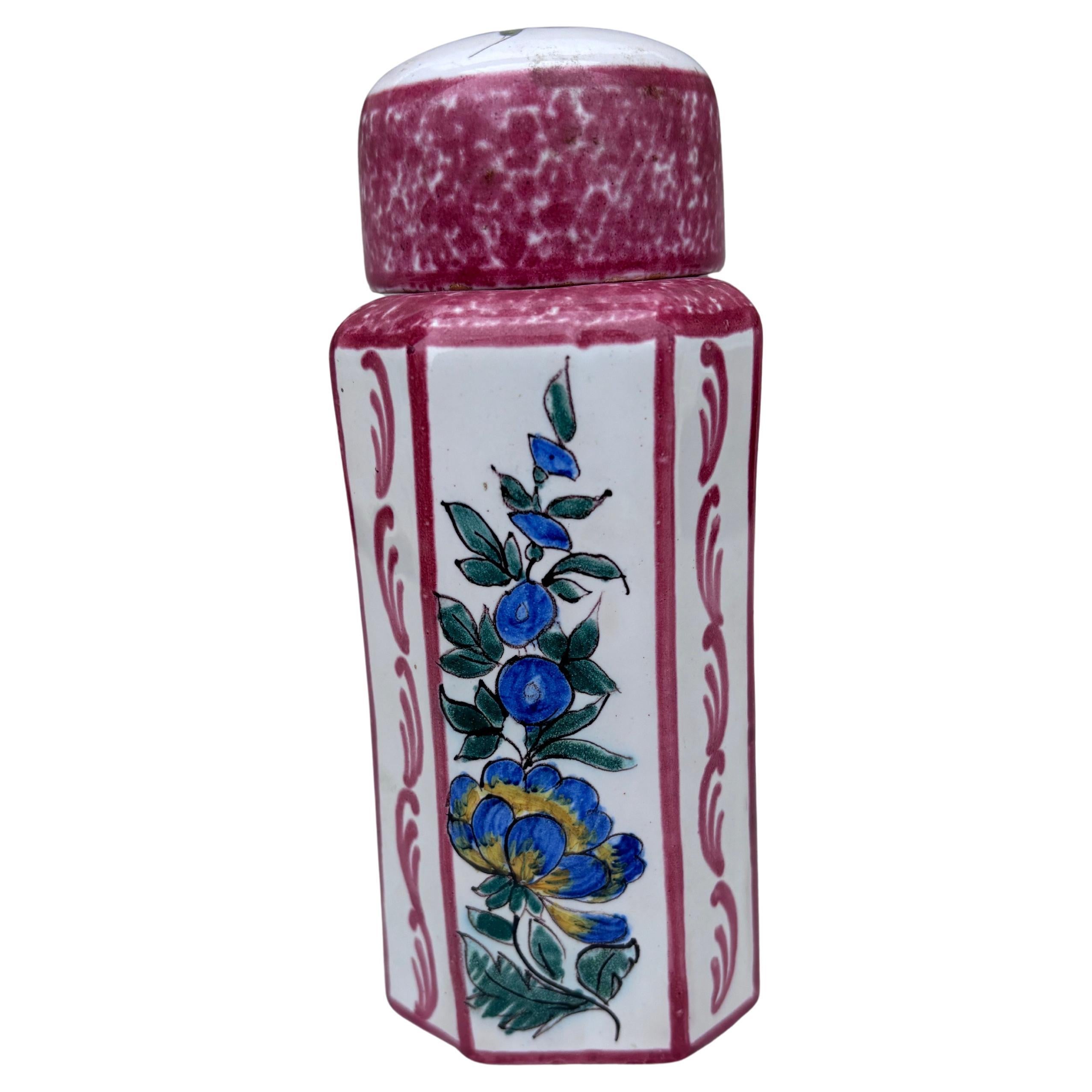 Französische Fayence-Teekanister Chinoiserie Emile Tessier Malicorne aus Fayence, Chinoiserie, um 1930 (Französische Provence) im Angebot