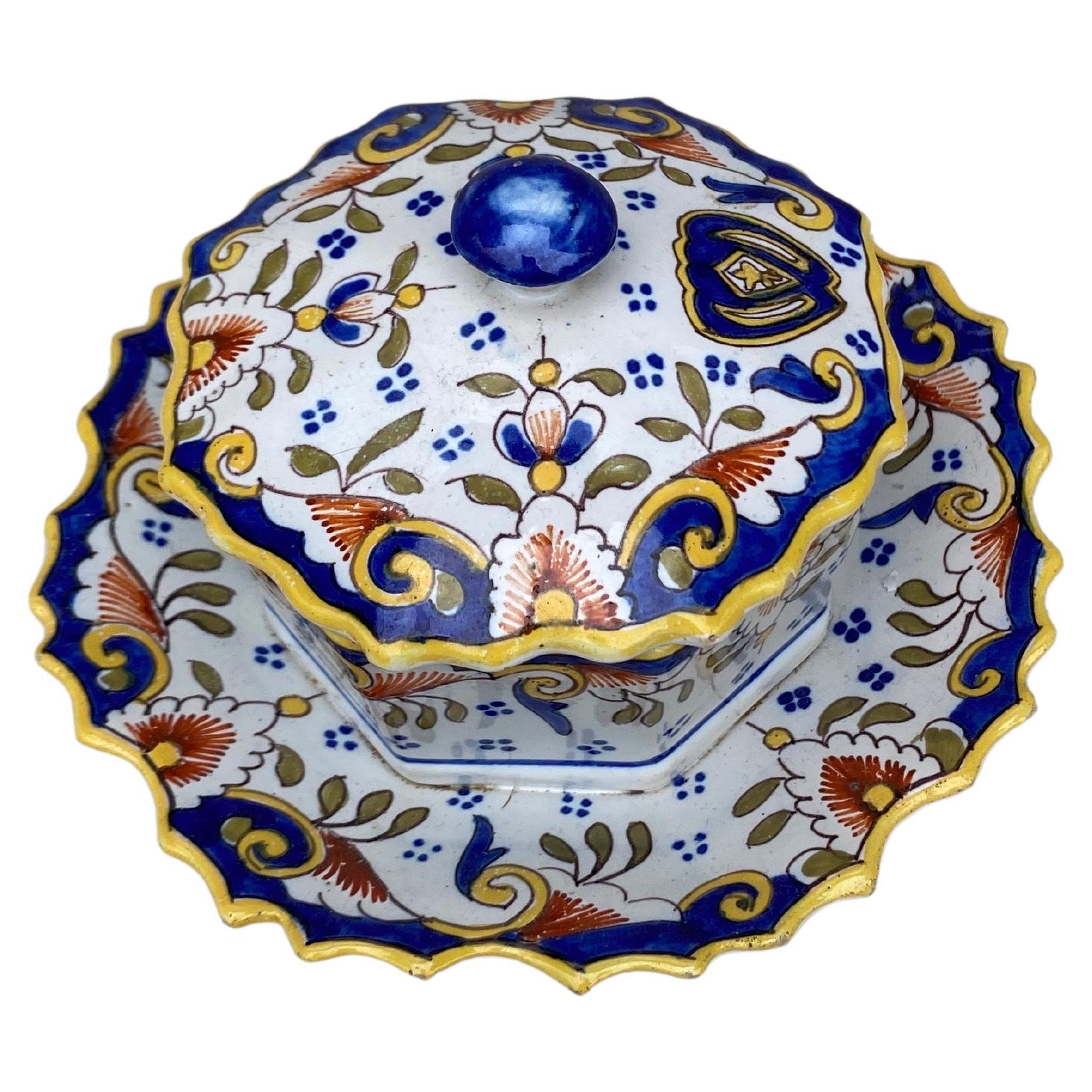 French Faience Tureen attributed to Desvres Circa 1900.
Inspired by Rouen maunufacture.
Signed St Gilles Croix de vie.