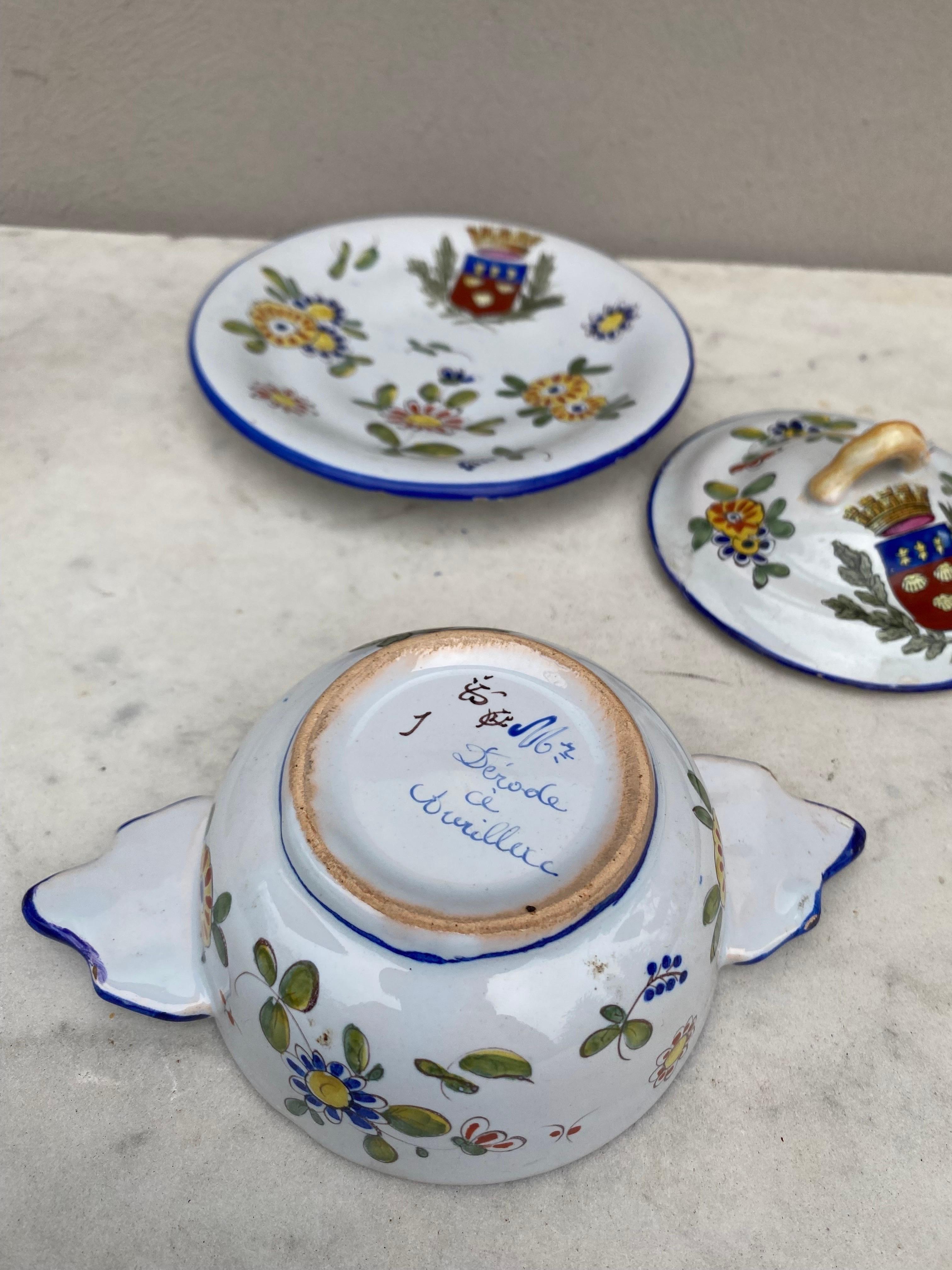 French Faience Tureen Keller & Guerin Saint Clement, Circa 1900 For Sale 3