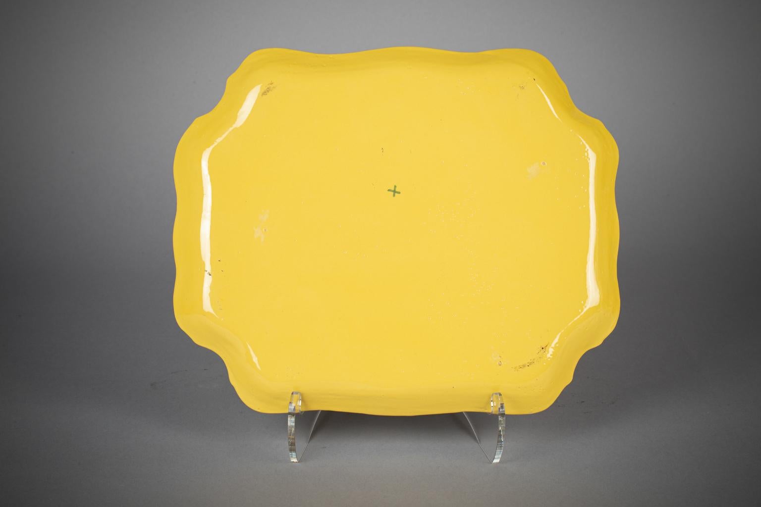 French Faience Yellow Ground Pot-de-creme Set with Platter, circa 1890 In Good Condition For Sale In New York, NY