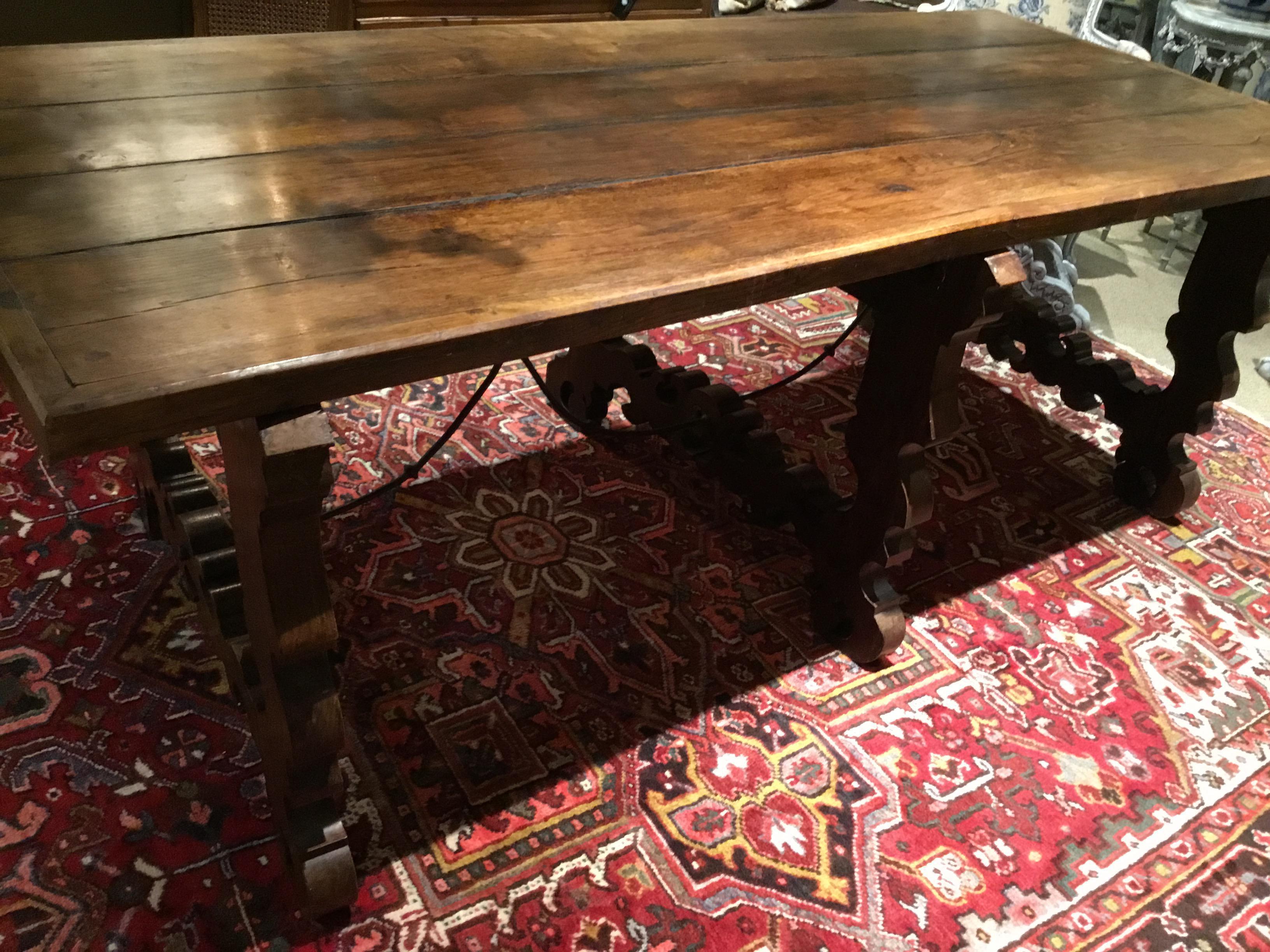 French Farm House Table, 19th Century with Ox Bow Ends and Iron Stretchers In Good Condition For Sale In Houston, TX