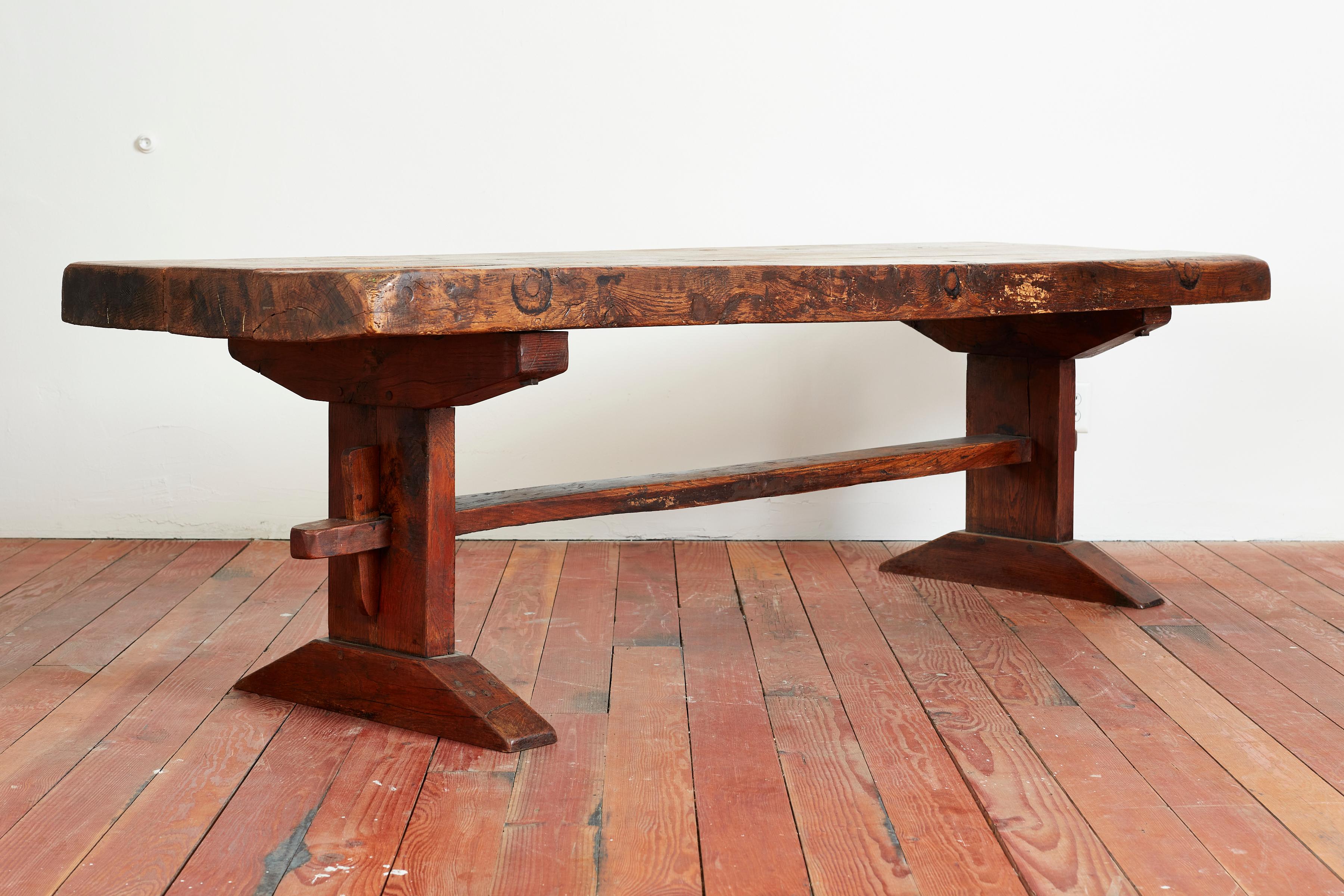 French Farm Table In Good Condition For Sale In Beverly Hills, CA