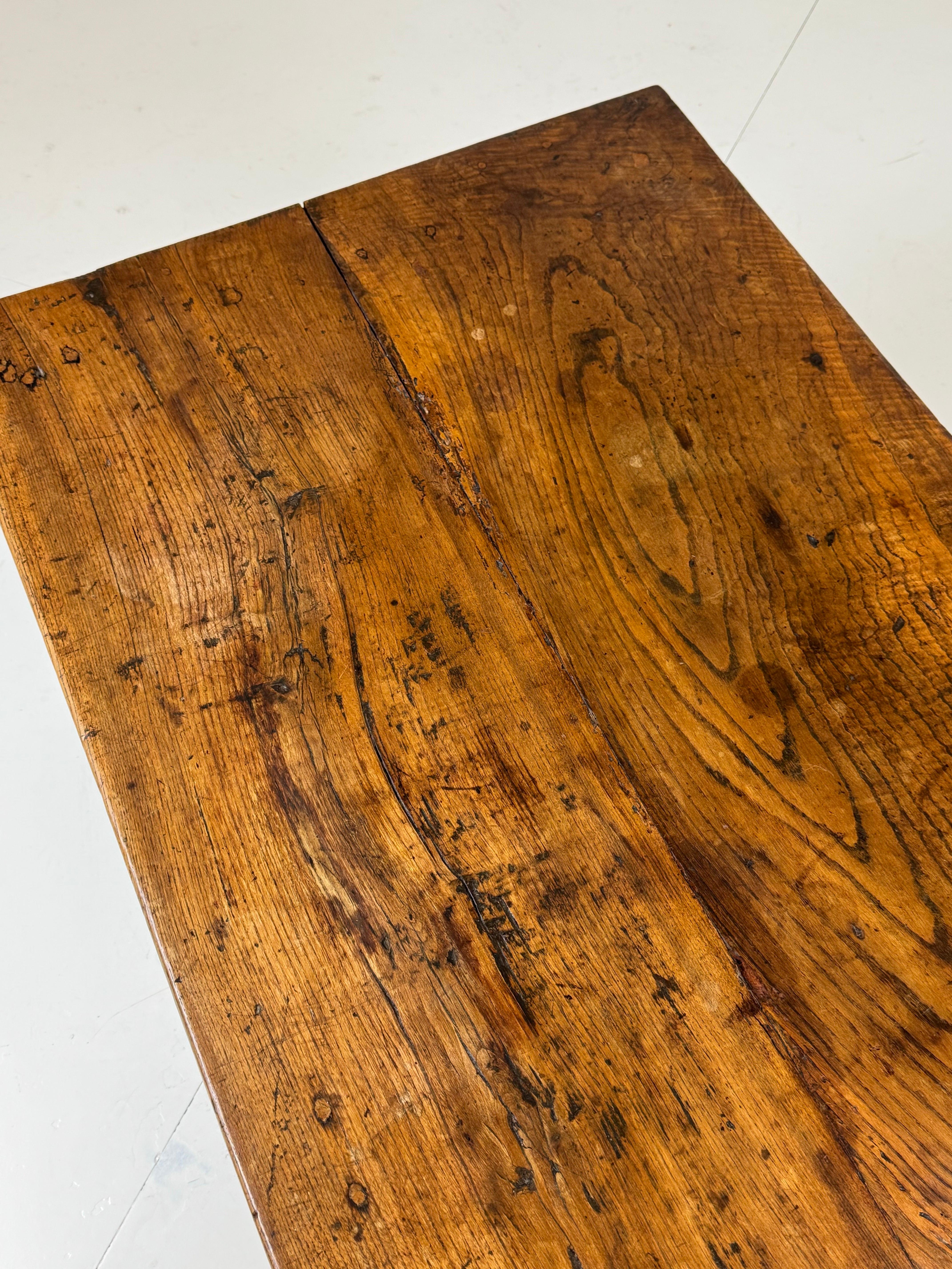 Beautiful French Peasant Coffee Table. With 2 spacious drawers on long side. In good condition. Fantastic colour and patina.

Dimensions: L170 x W76 x H49