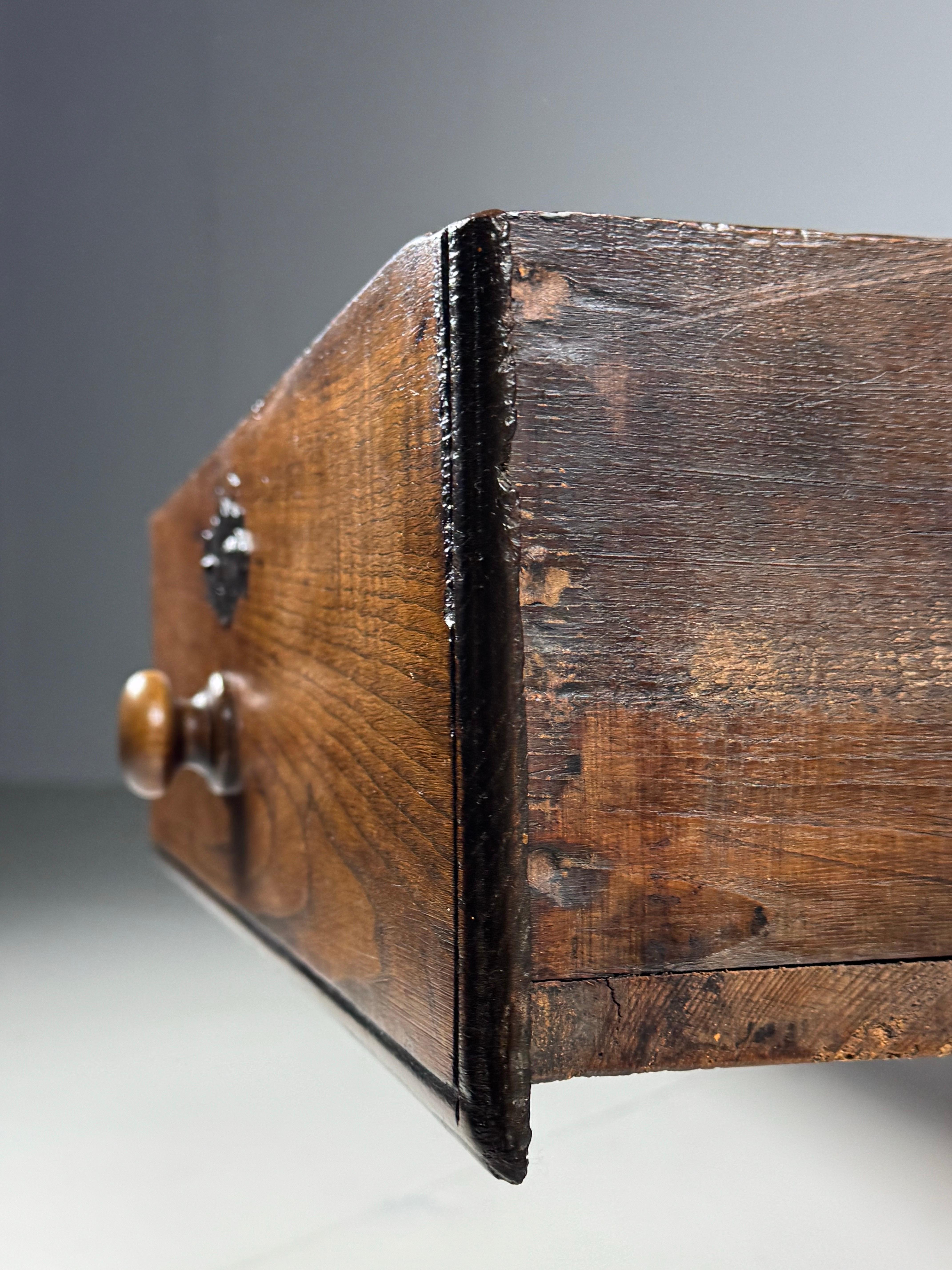 French Farmhouse coffee table ca. 1800 For Sale 1