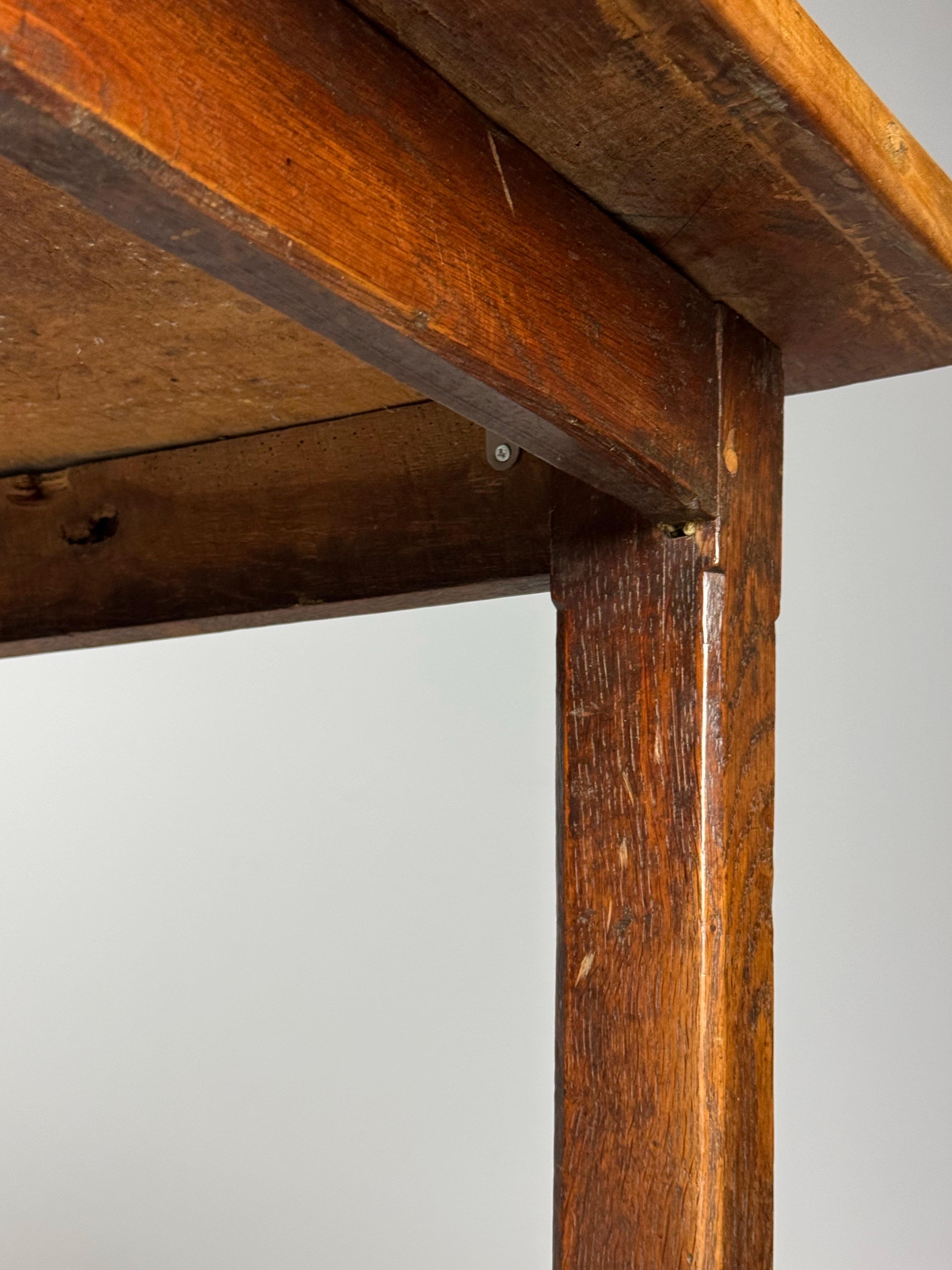 Table à manger de ferme française 246 cm en vente 11