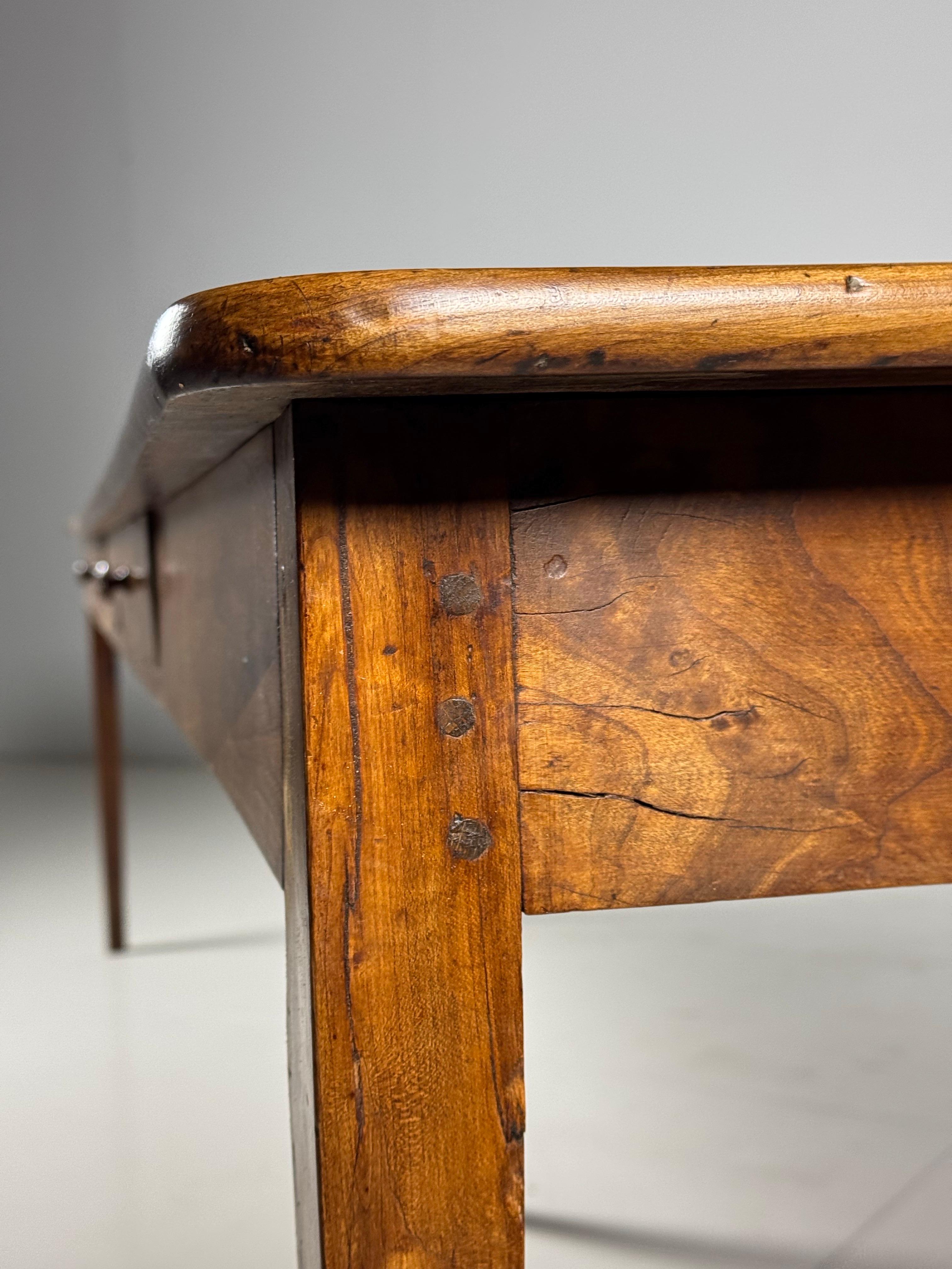 Französischer Esstisch im Bauernhausstil 301cm im Angebot 12