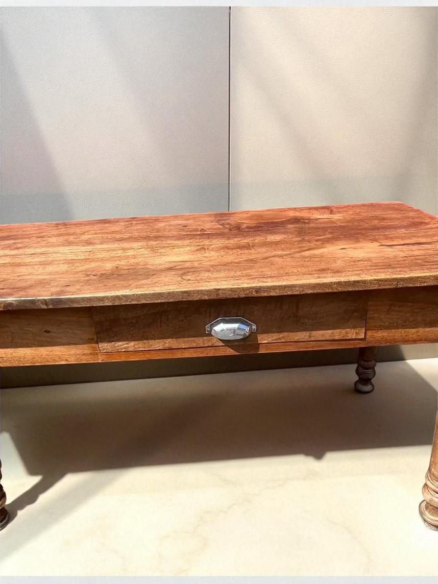 French Farmhouse Dining Table  Late 19th Century  Solid Oak For Sale 5