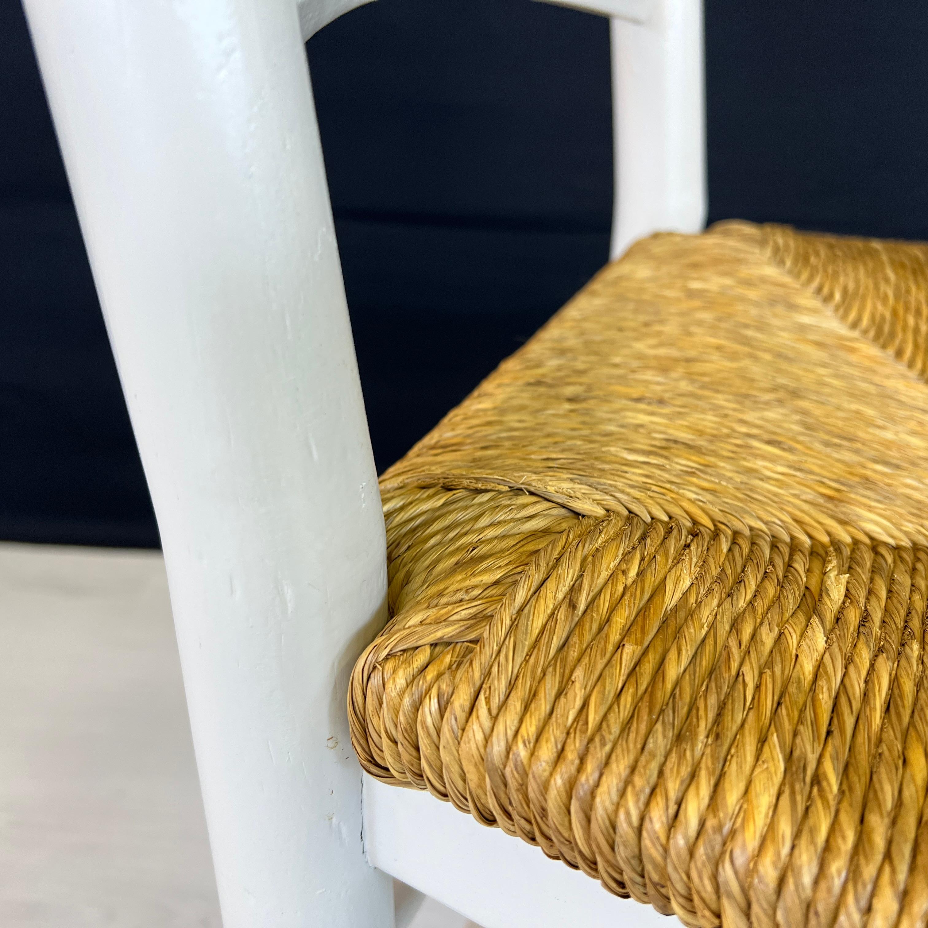 French Farmhouse Oak Ladder Back Dining Chairs With Rush Woven Seats - Set of 6 im Angebot 4
