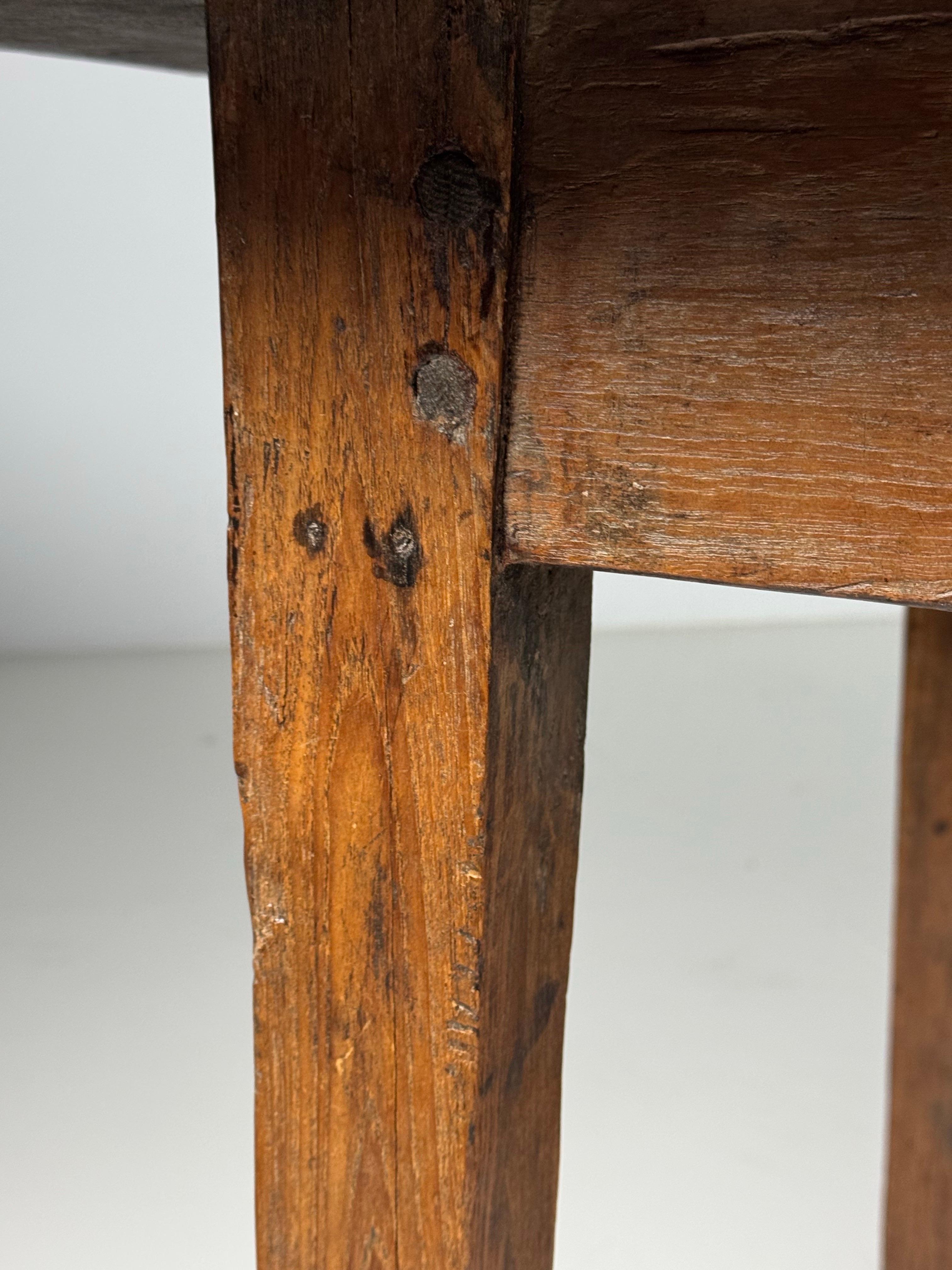 French Farmhouse table 208cm For Sale 9