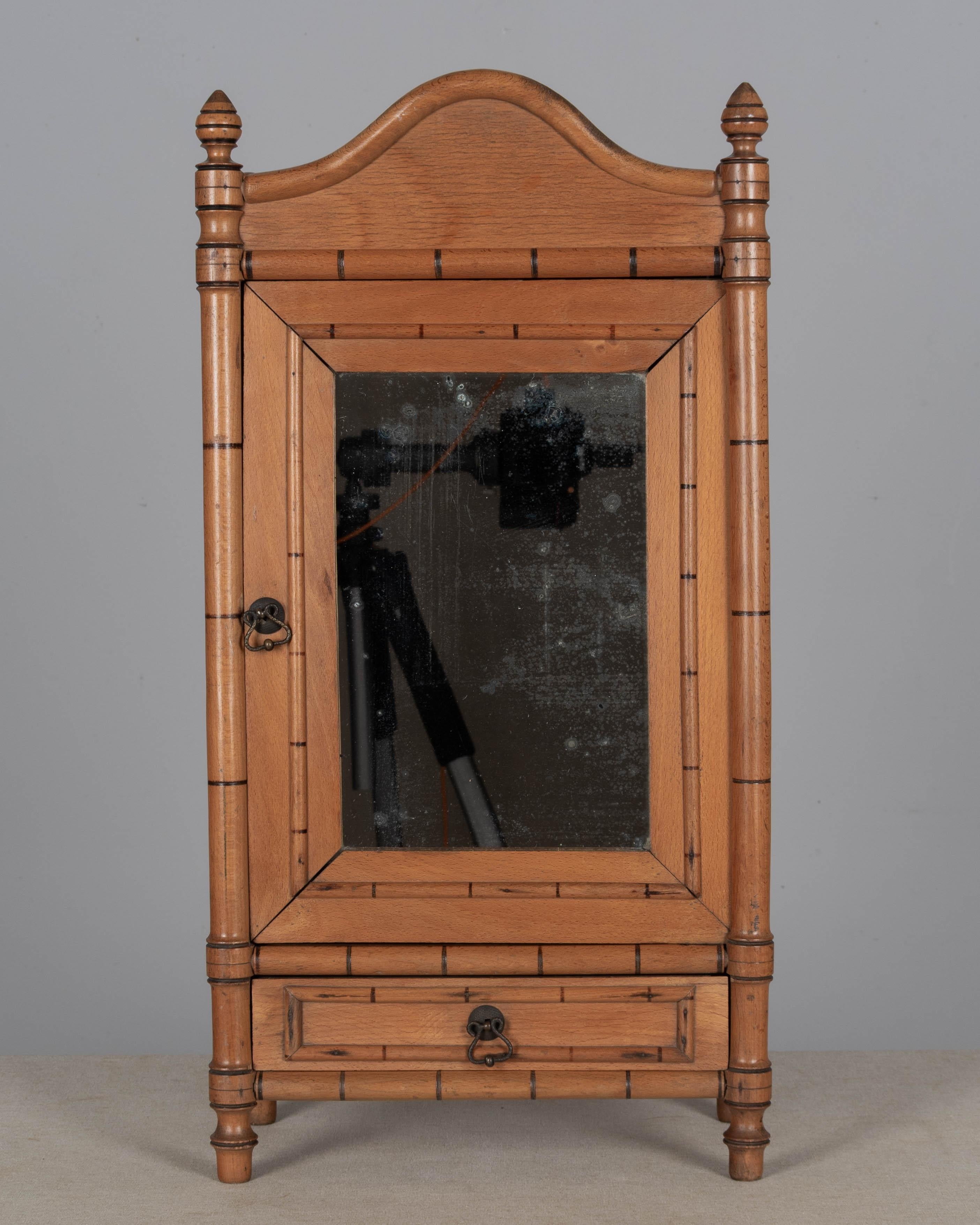 French Faux Bamboo Miniature Armoire or Doll Furniture Hecho a mano en venta