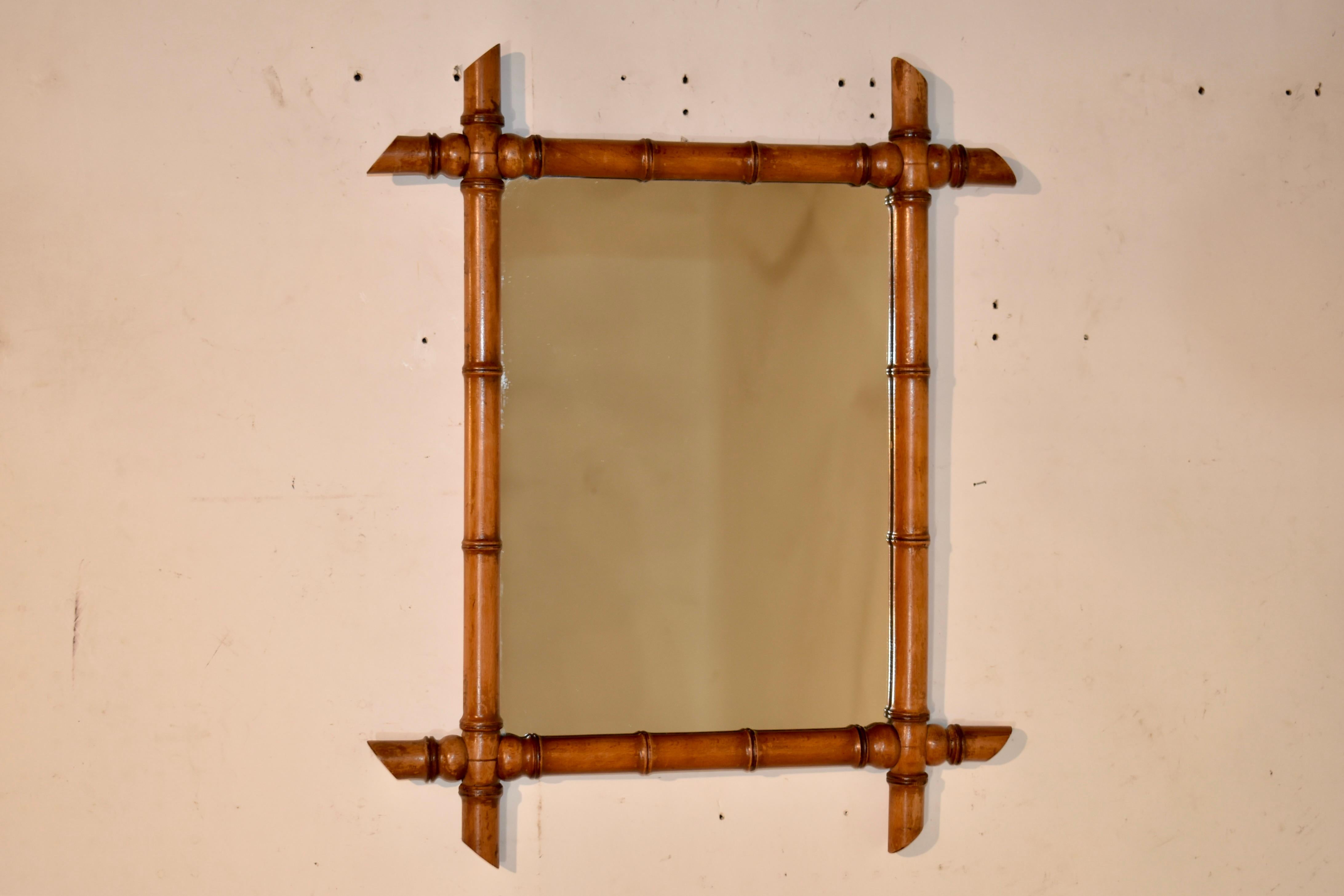 Espejo francés de imitación de bambú en cerezo, Circa 1900 en venta 3