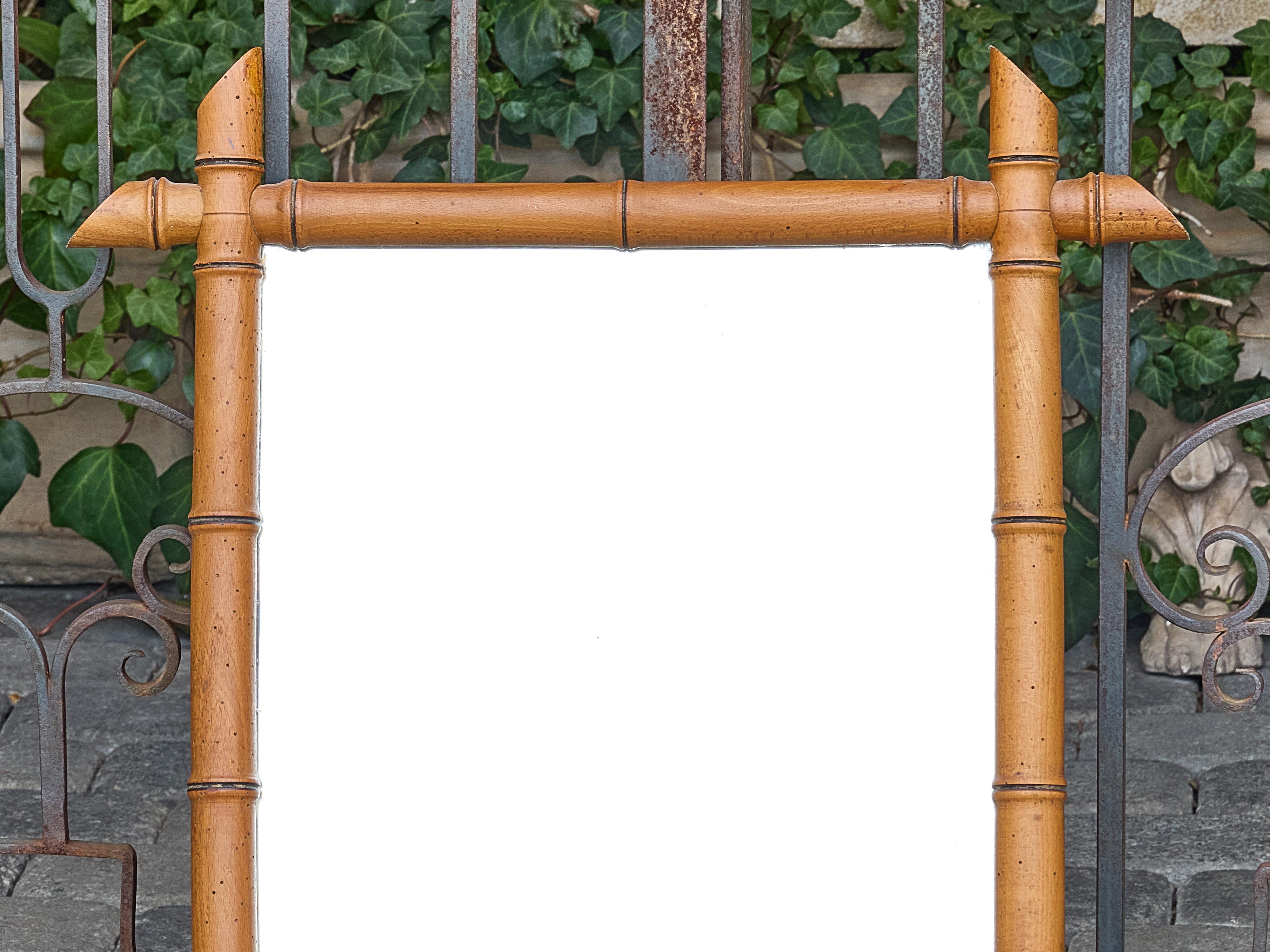 Francese Specchio da parete francese in finto bambù con angoli sporgenti, circa 1900 in vendita