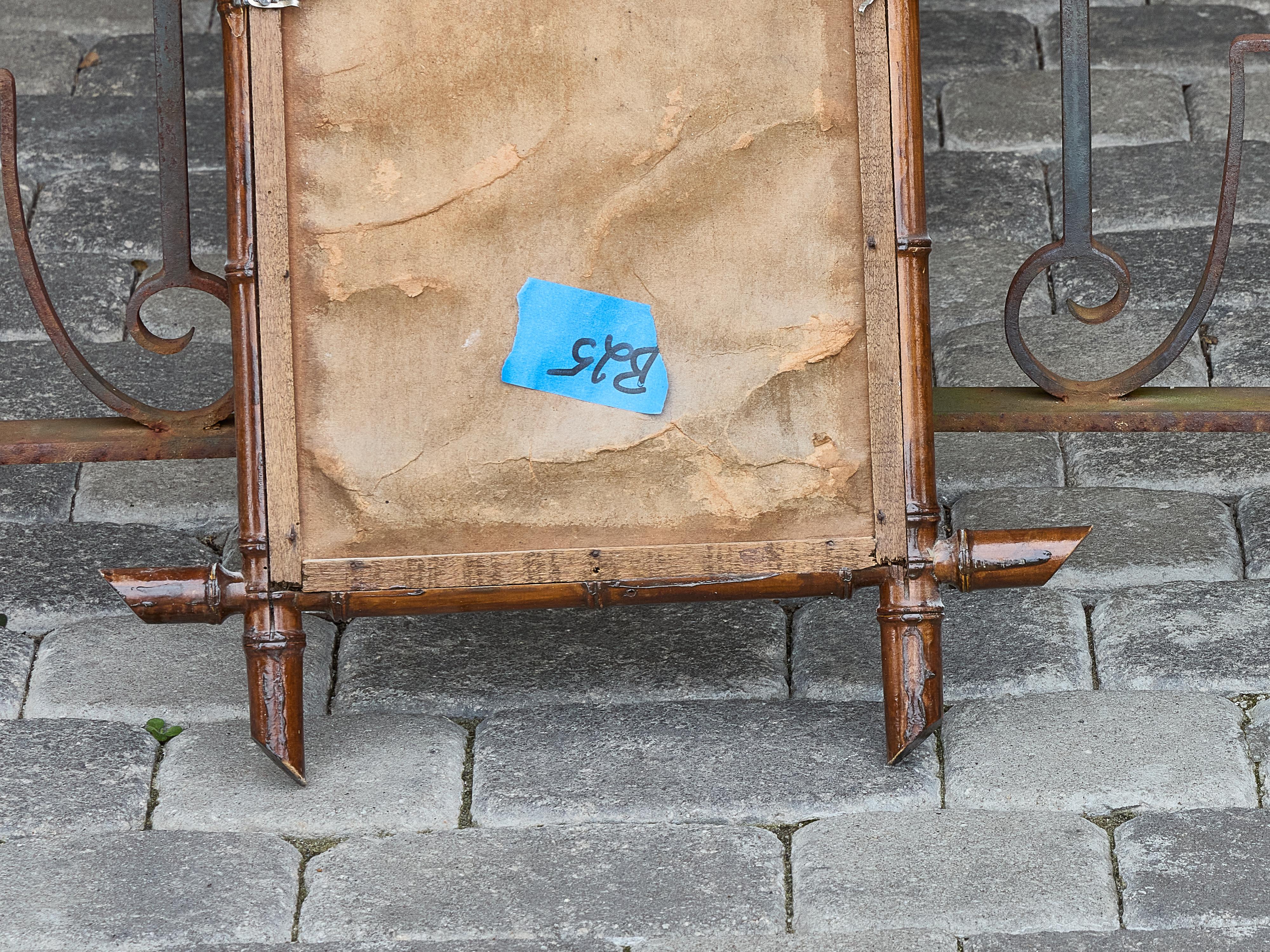 Miroir français en faux bambou et noyer avec cadre sculpté, vers 1900 en vente 3