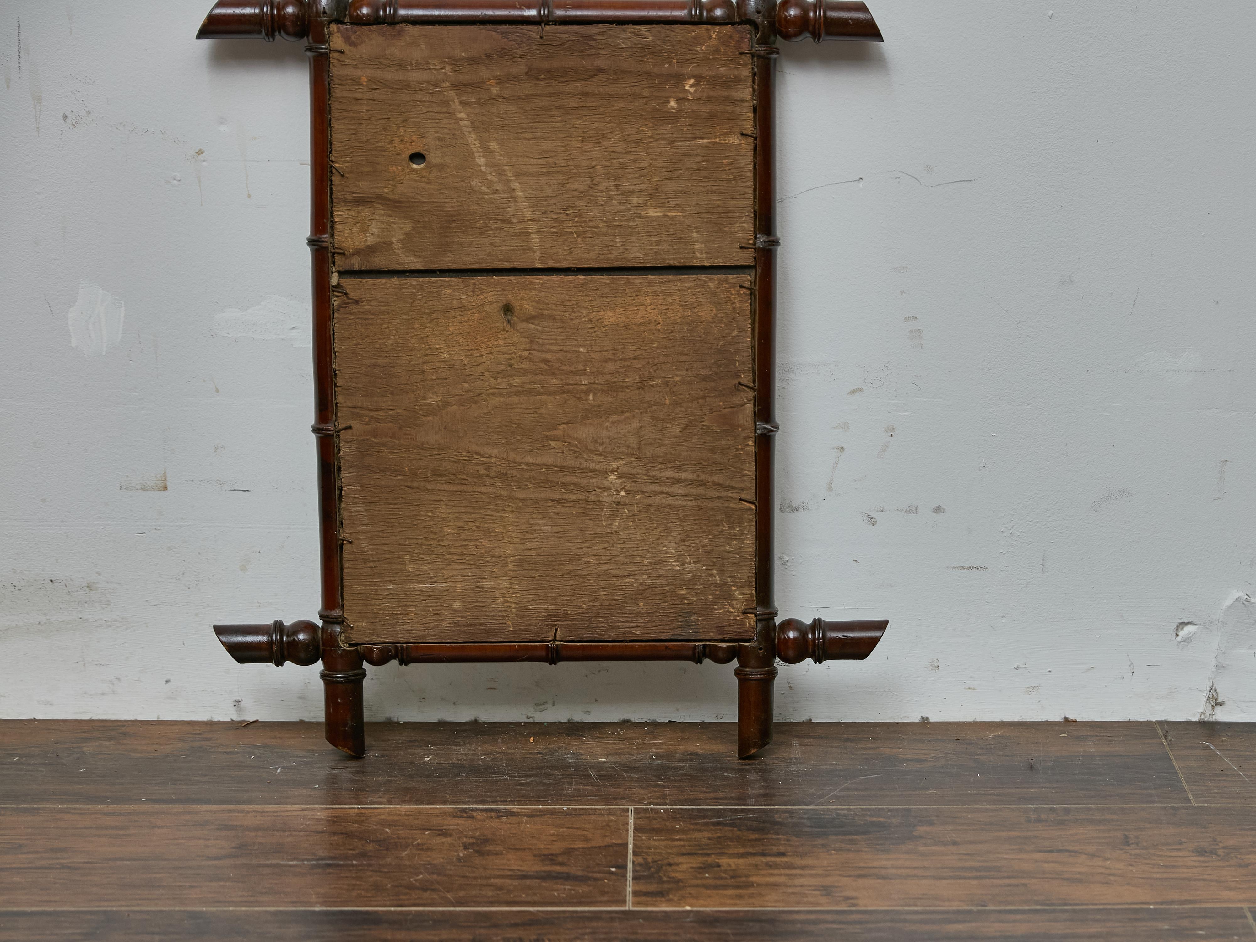 Miroir français en faux bambou et noyer avec détails tournés, vers 1900 en vente 3