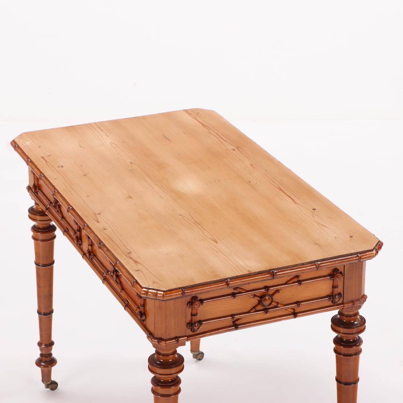 French Faux bamboo writing desk having two drawers circa 1880. In Good Condition In Philadelphia, PA