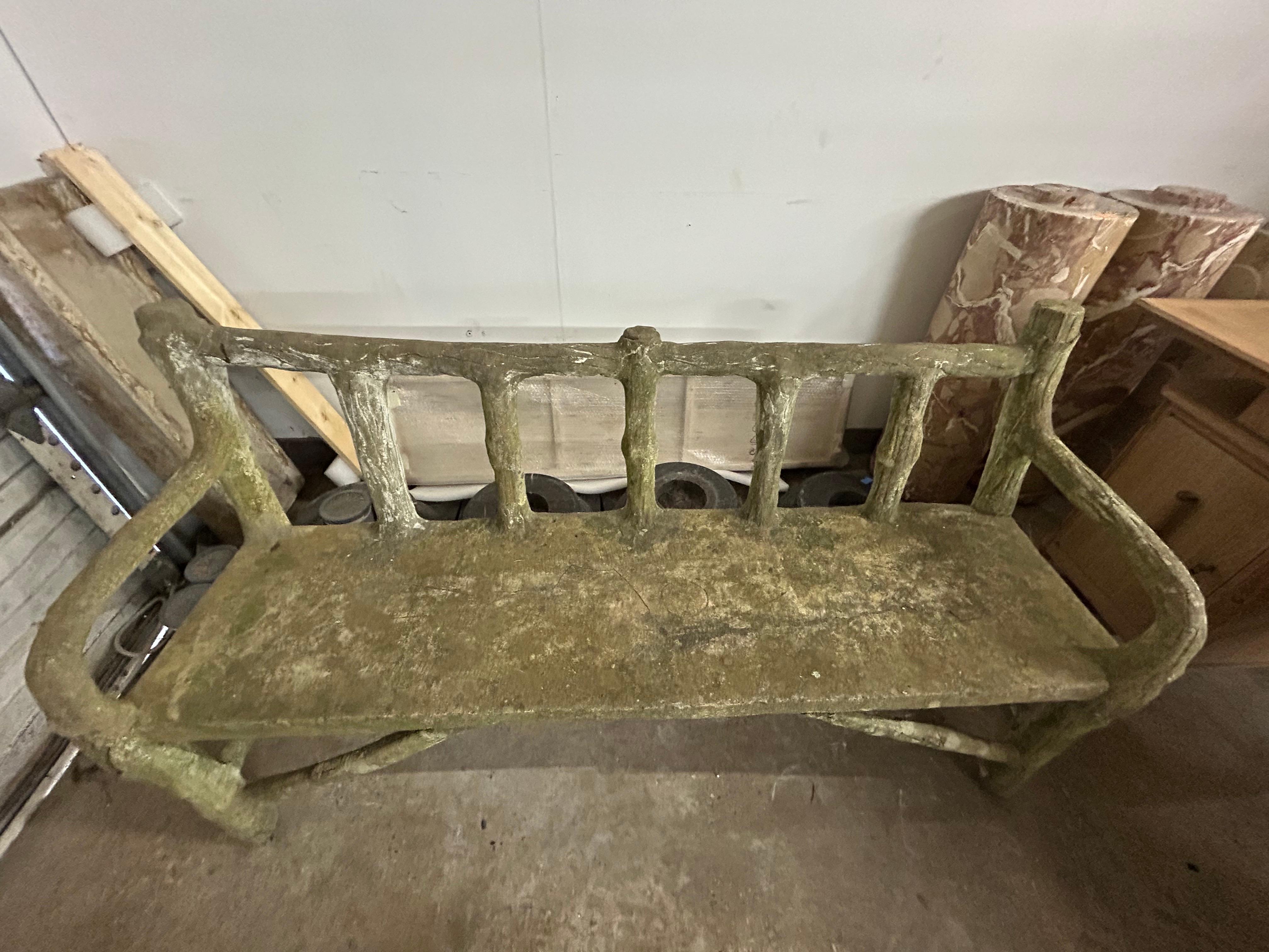Banc de jardin français en faux bois en vente 4