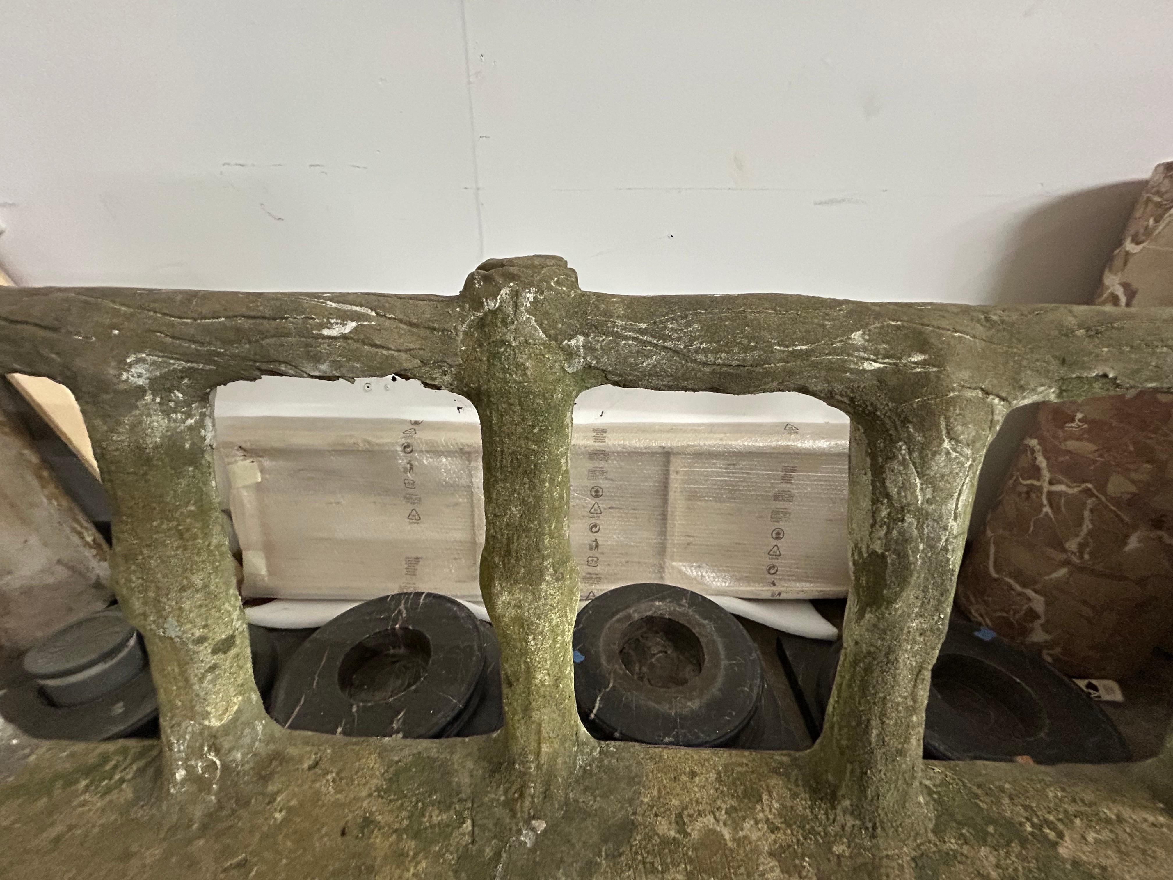 Banc de jardin français en faux bois en vente 5
