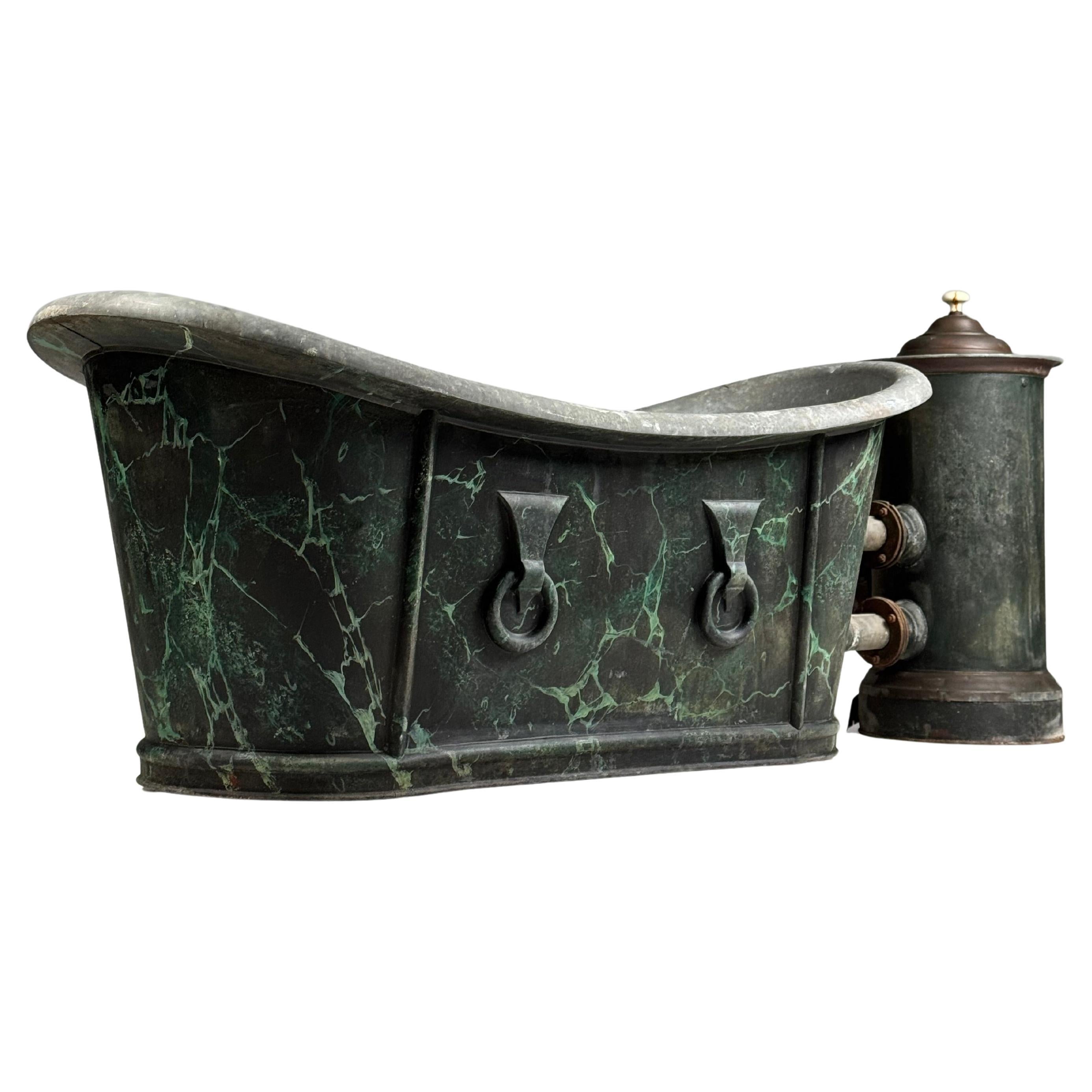 Bañera francesa pintada de falso mármol ca. 1900