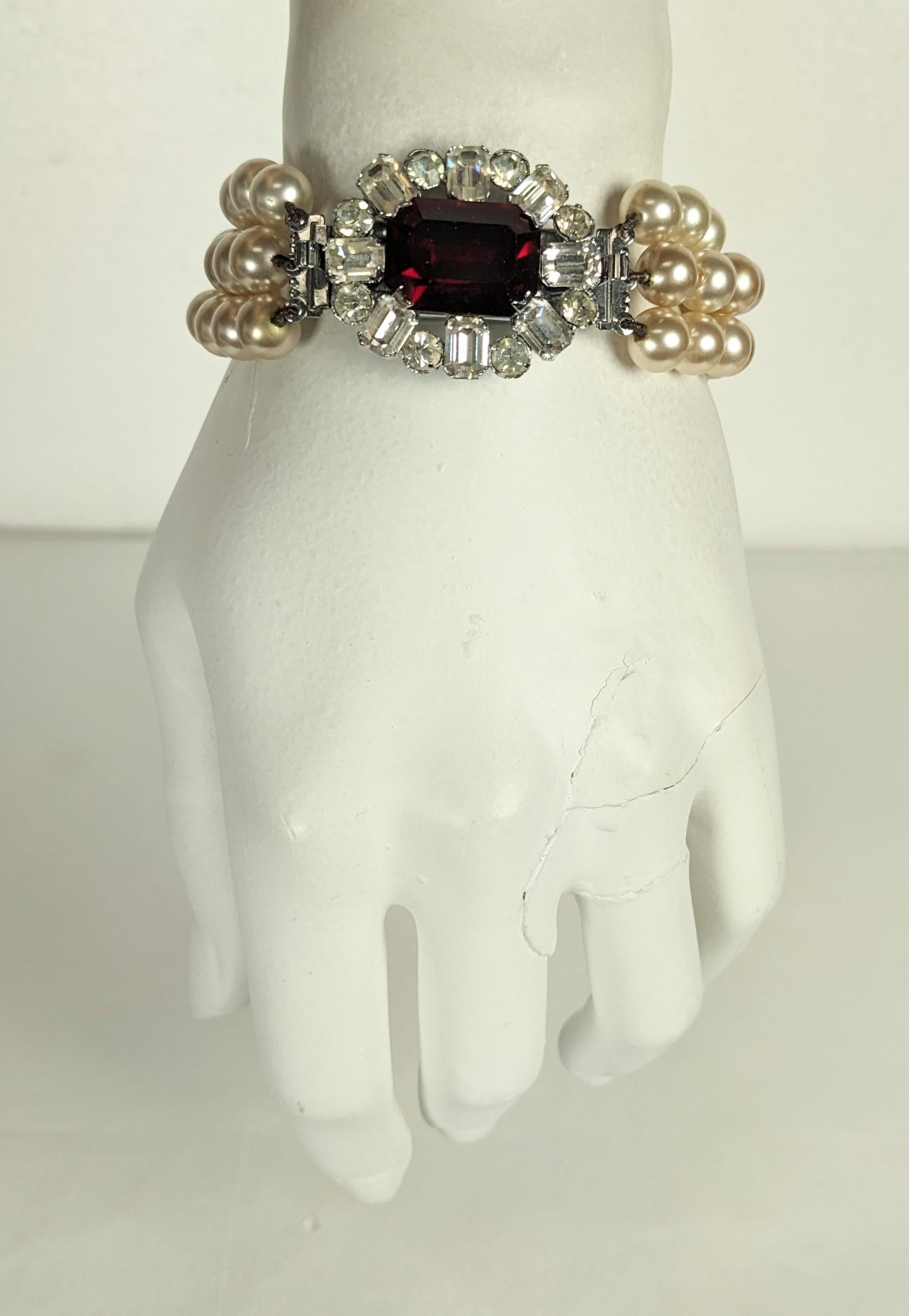 French Faux Pearl and Ruby Clasp Bracelet For Sale 1