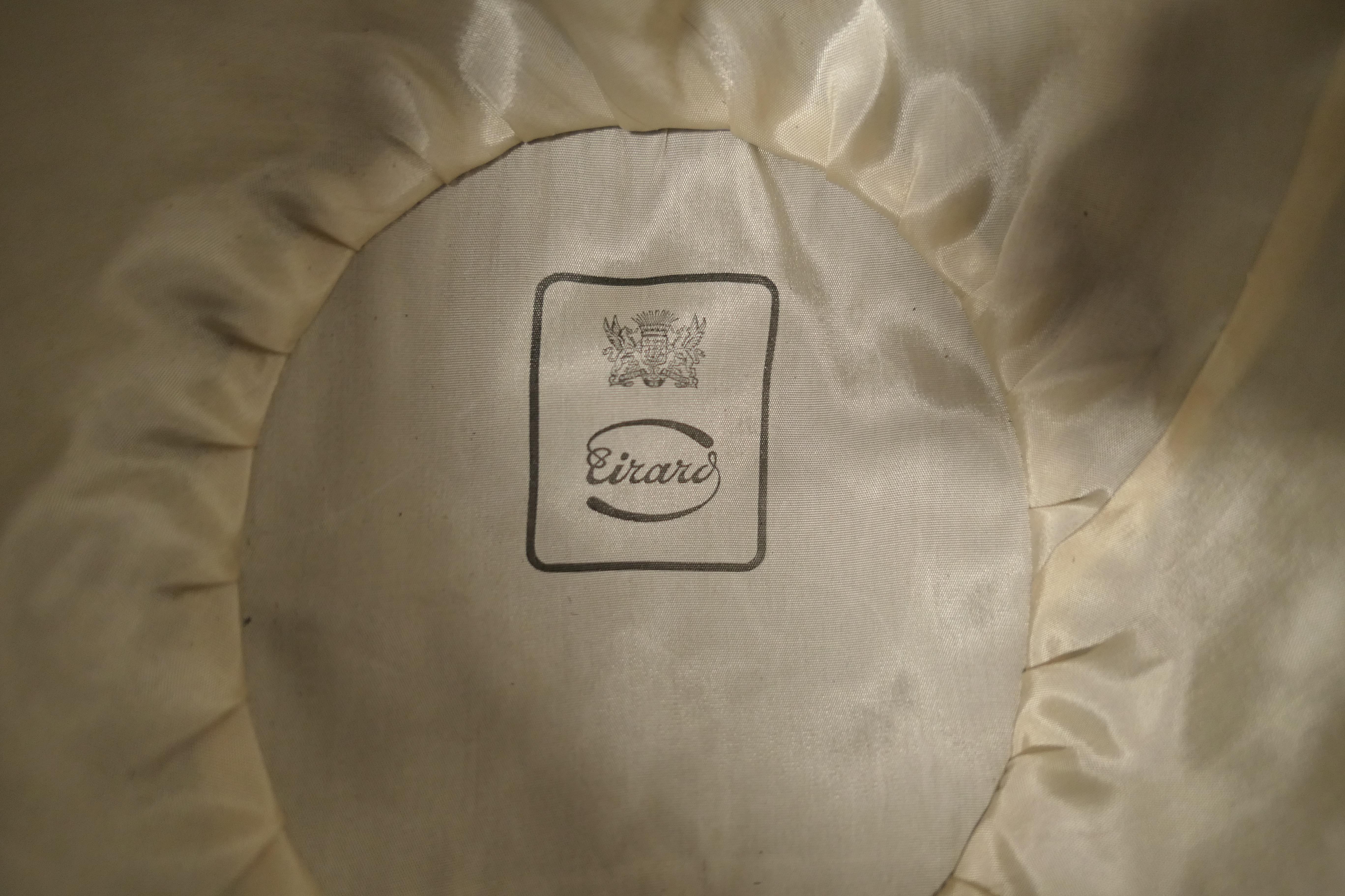 Bombín de fieltro francés en caja original de Blois Papel en venta