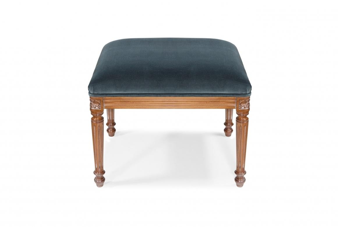 French Fernelmont Louis XVI Ottoman stool, 20th Century For Sale 3