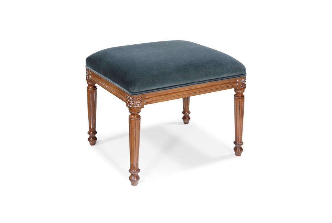 French Fernelmont Louis XVI Ottoman stool, 20th Century For Sale 4