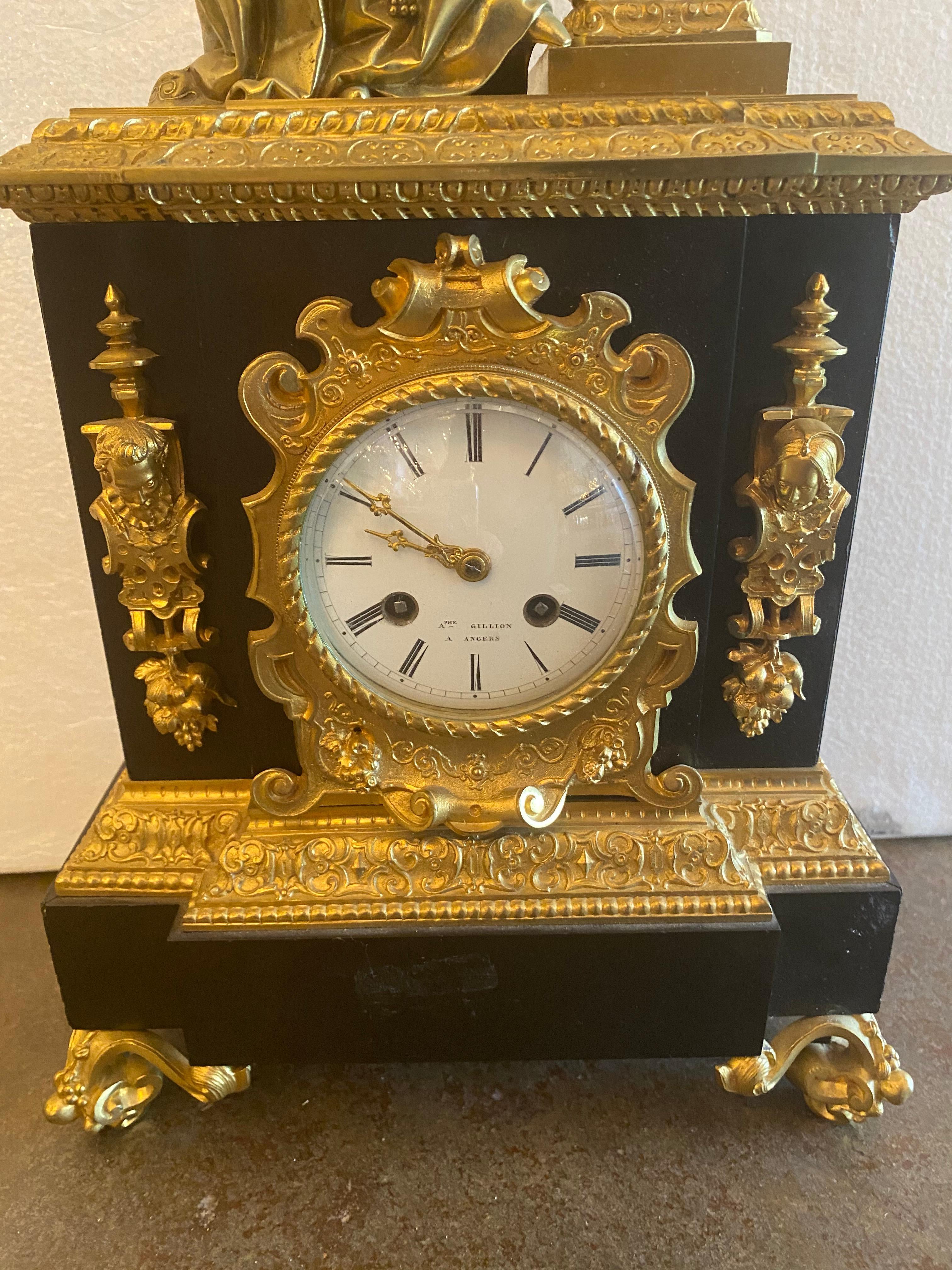 French Figural Bronze Pandora Mantel Shelf Clock In Excellent Condition For Sale In Dallas, TX